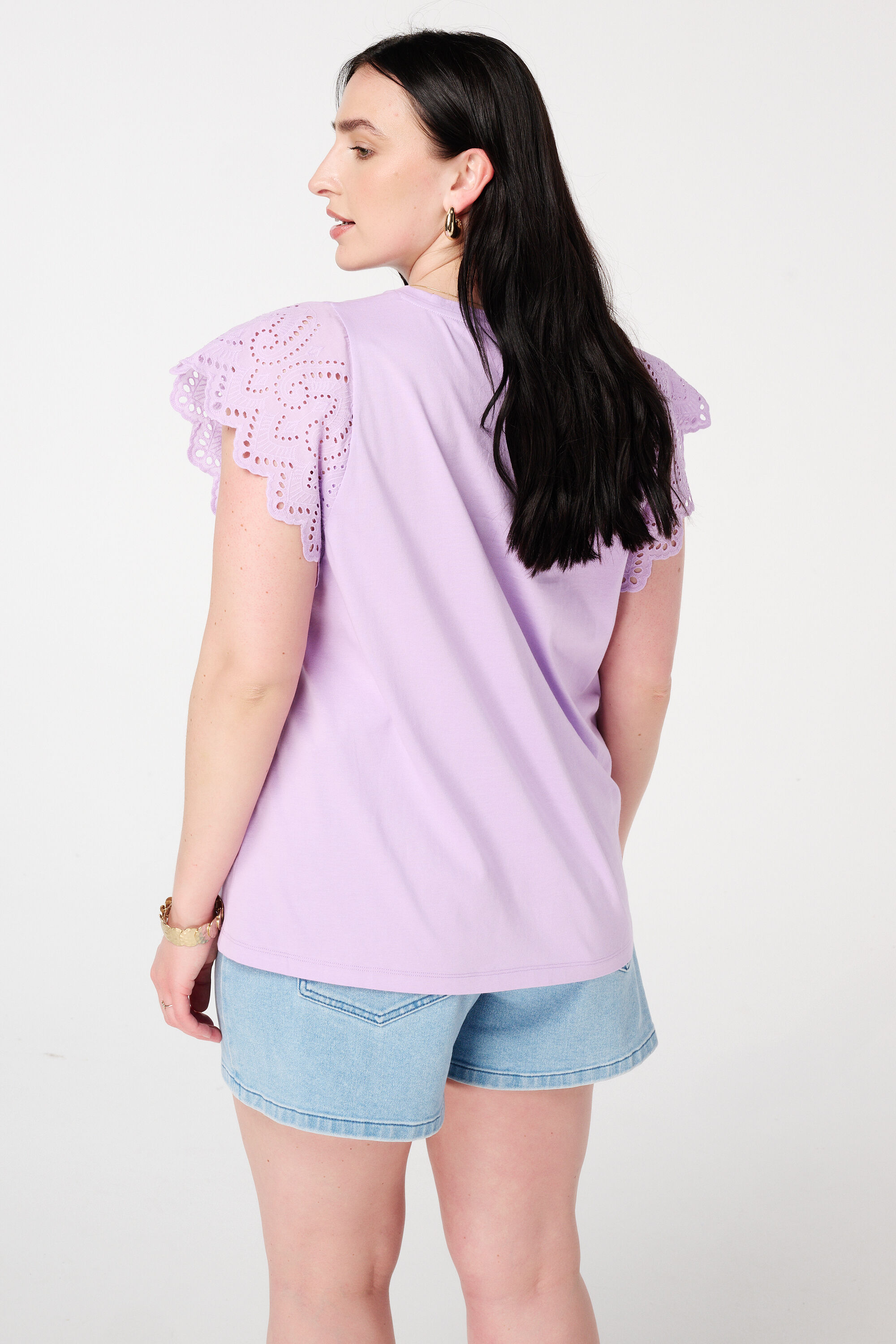 Camiseta con detalles en las mangas image number 3