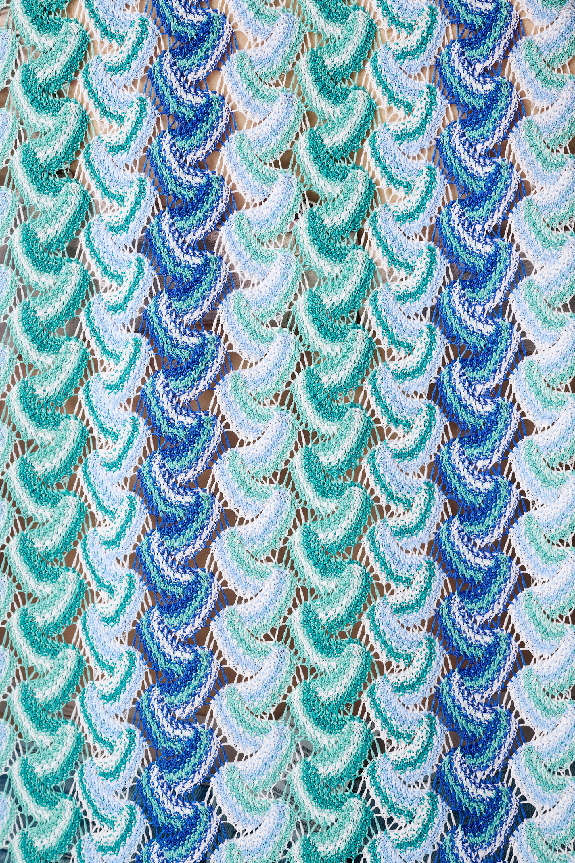 Top con textura de punto image number 6