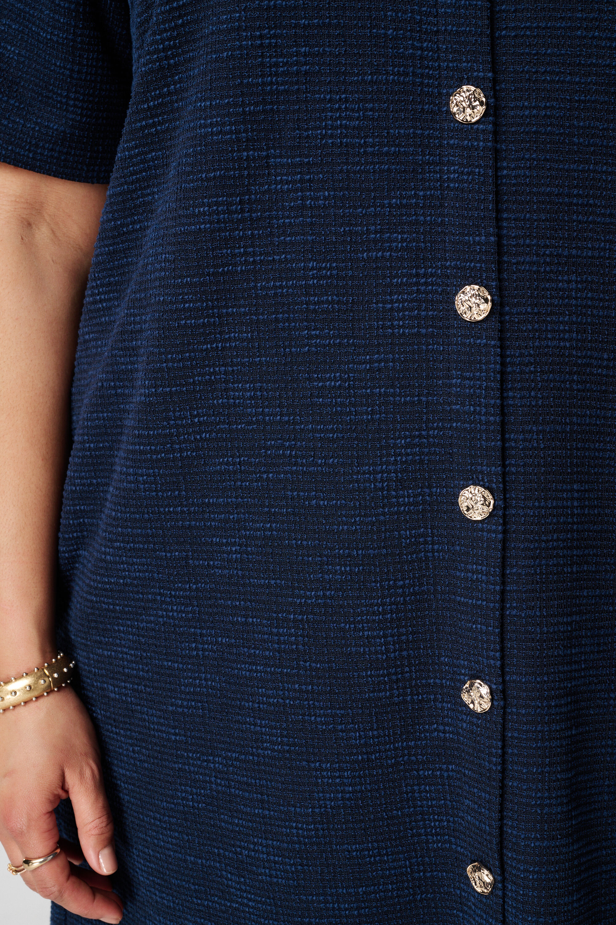 Vestido de boucl&eacute; image number 6