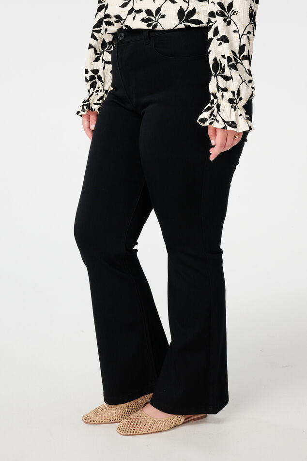 Jeans de pierna acampanada JASMIN image number 5