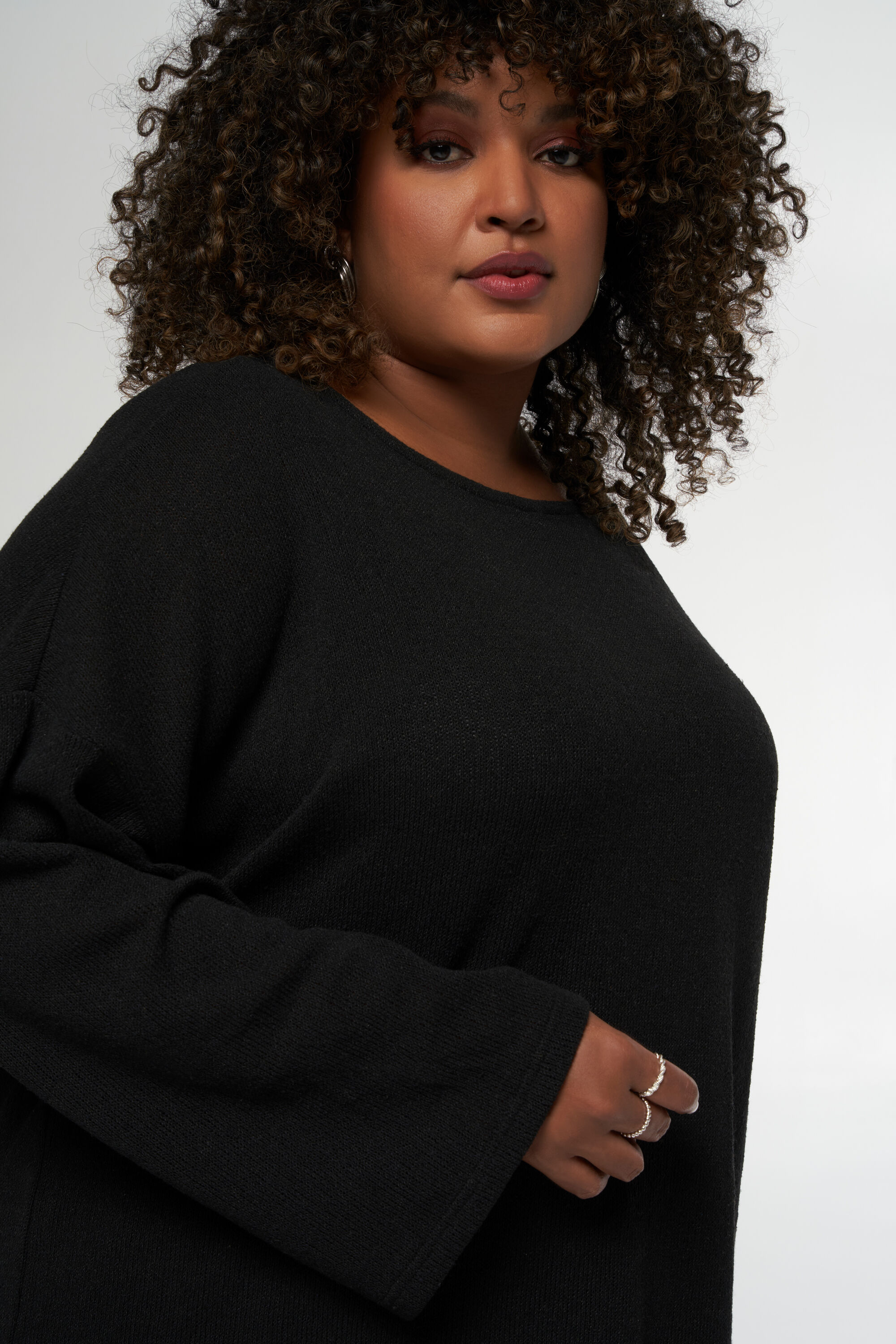 Top con manga larga acampanada image number 4