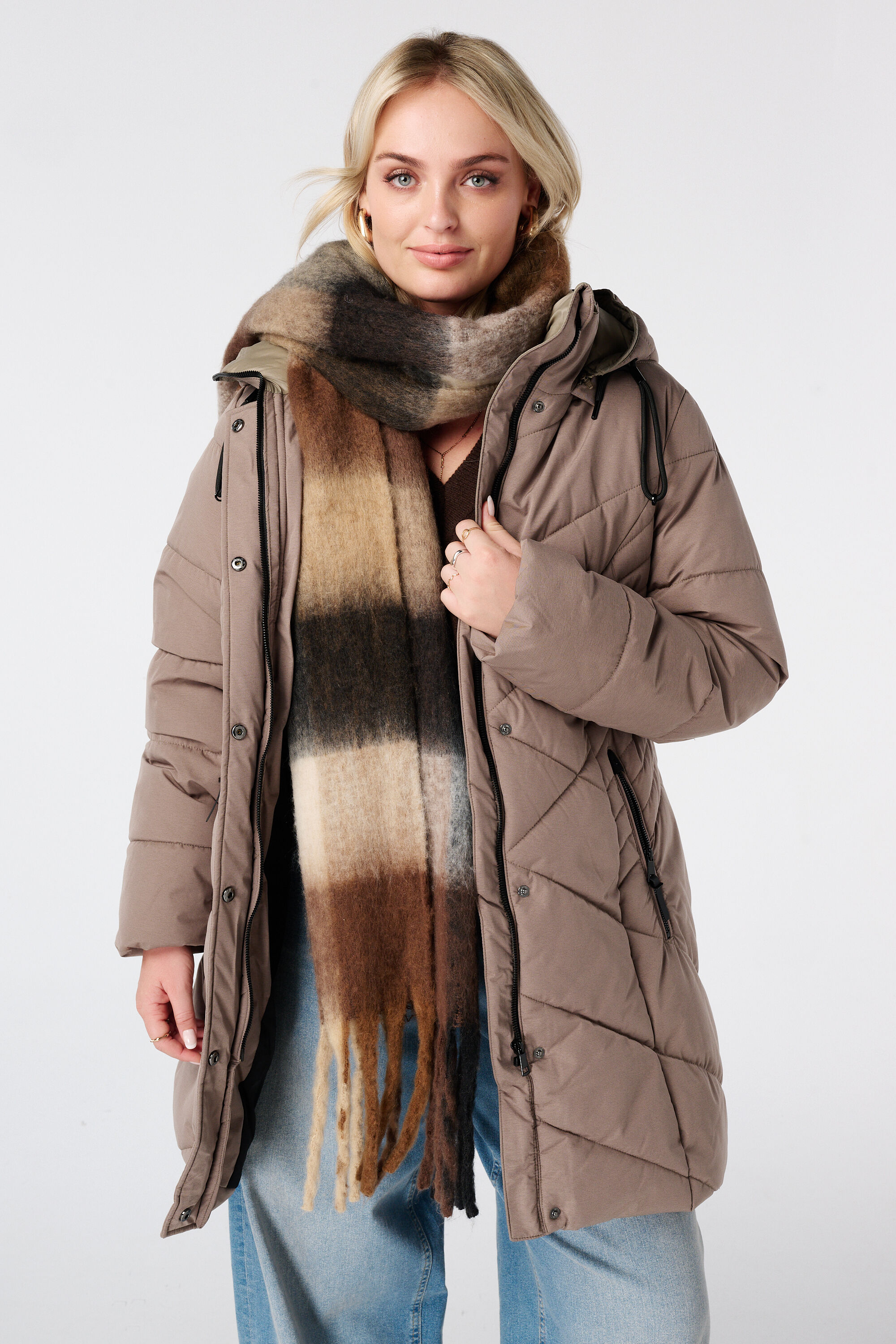 Chaqueta acolchada con capucha