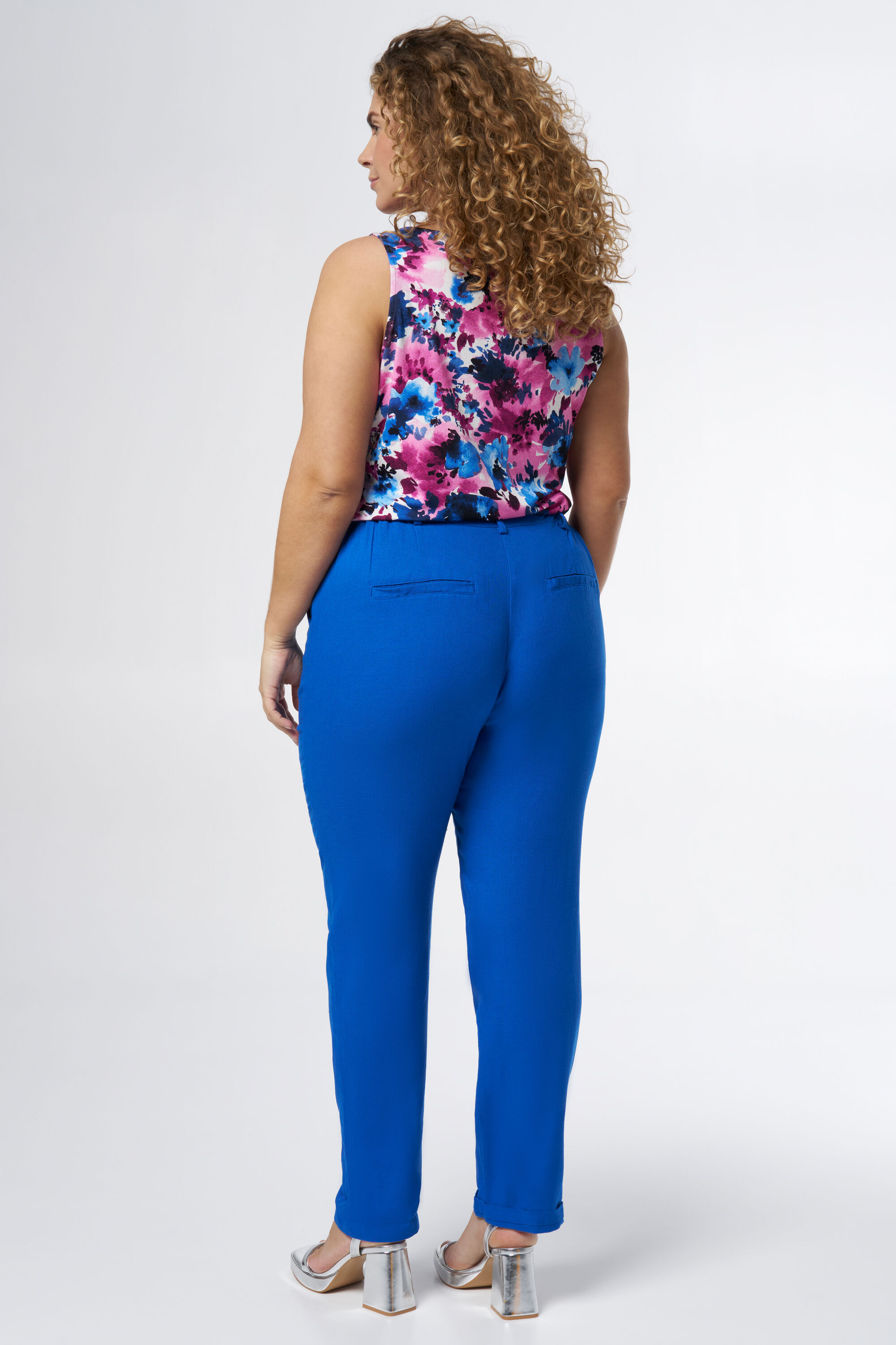 Pantalones con lino image number 3