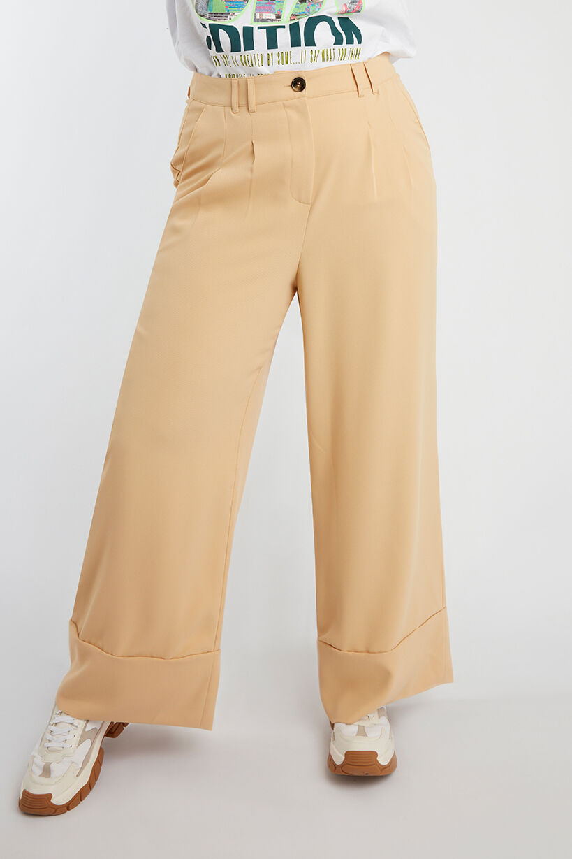 Pantalones anchos plisados image number 4