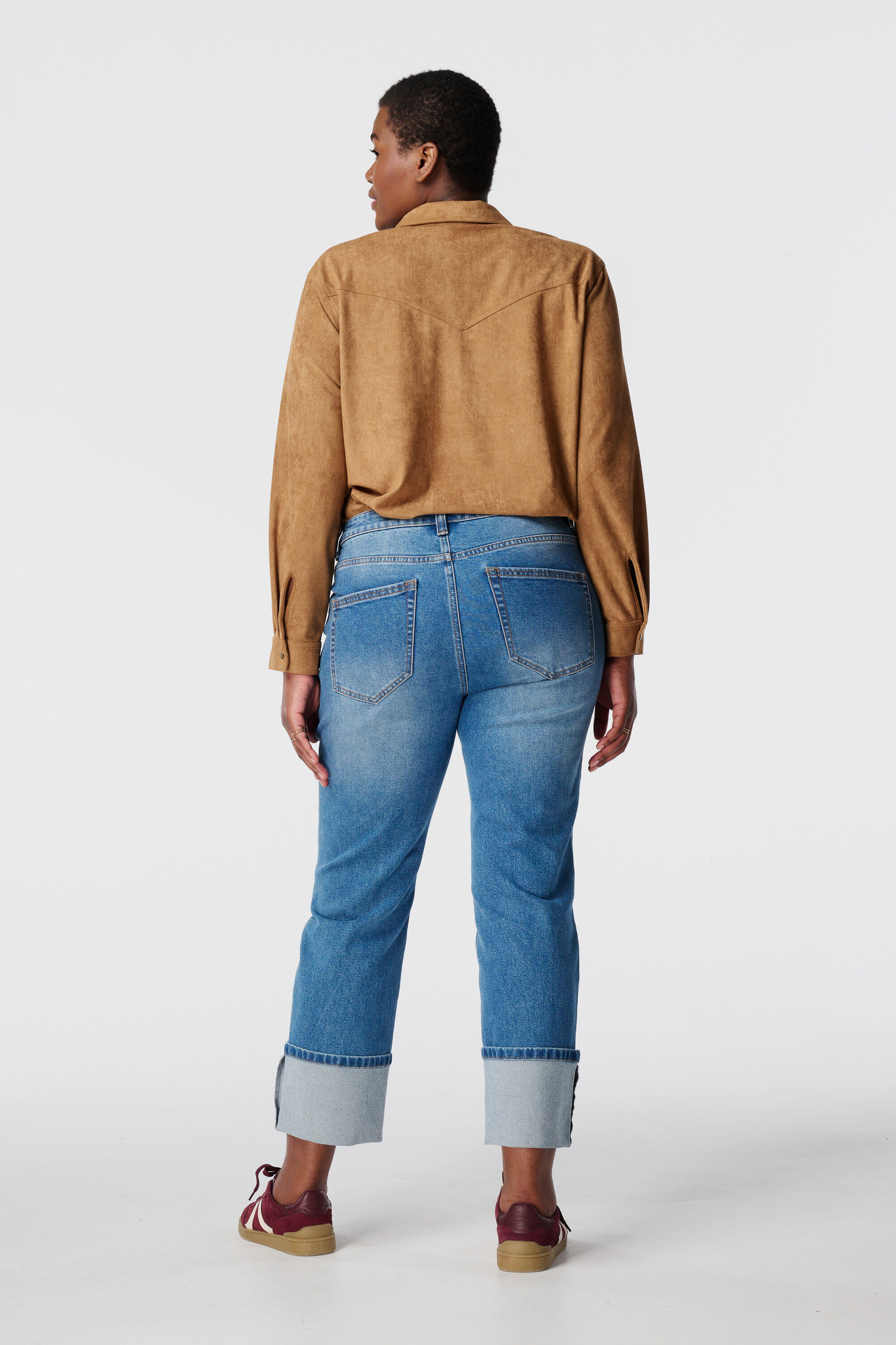 Vaqueros de pernera recta con detalle cruzado image number 3