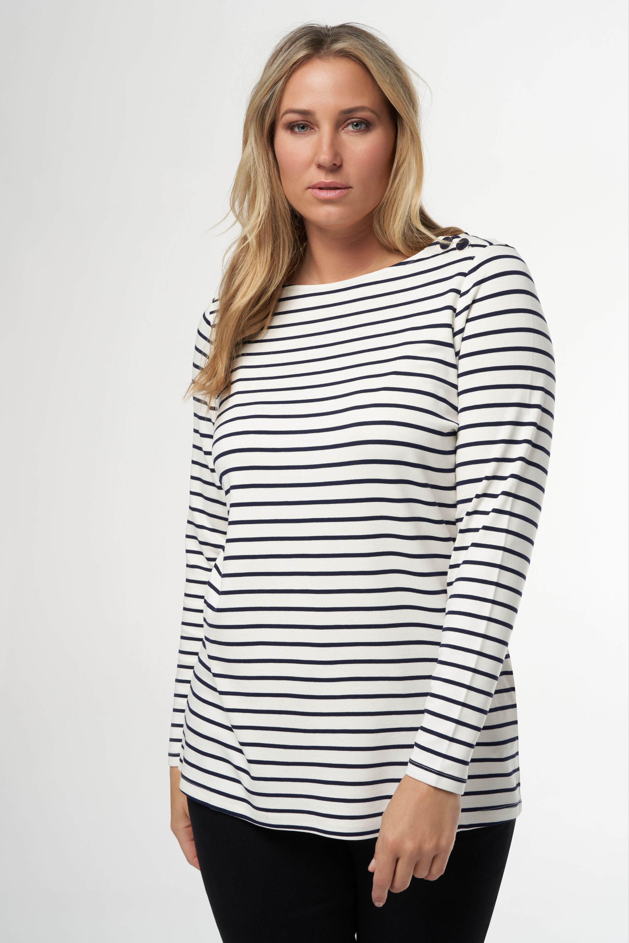 Camiseta con rayas de manga larga image number 5