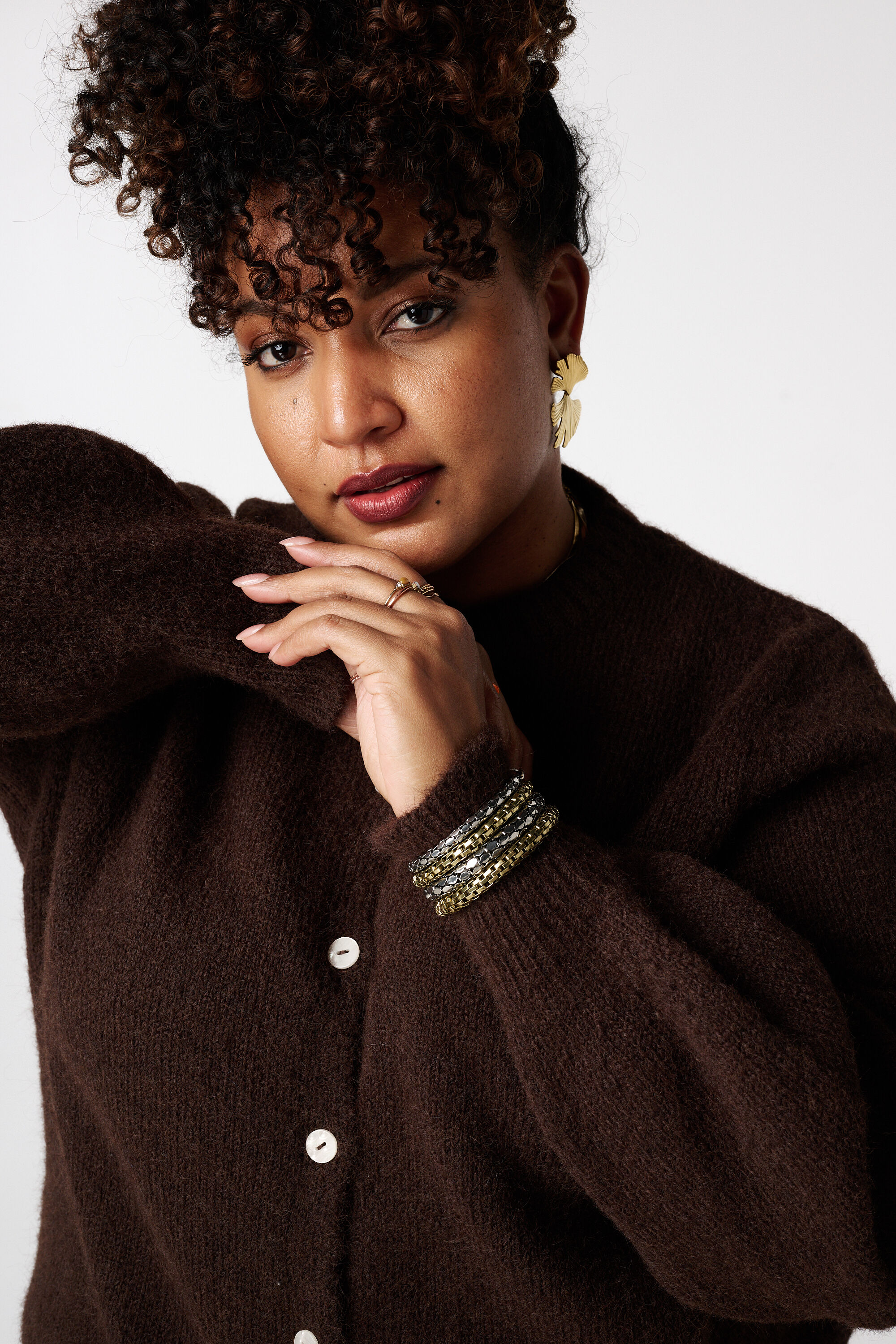 C&aacute;rdigan de punto con cierre con botones image number 4