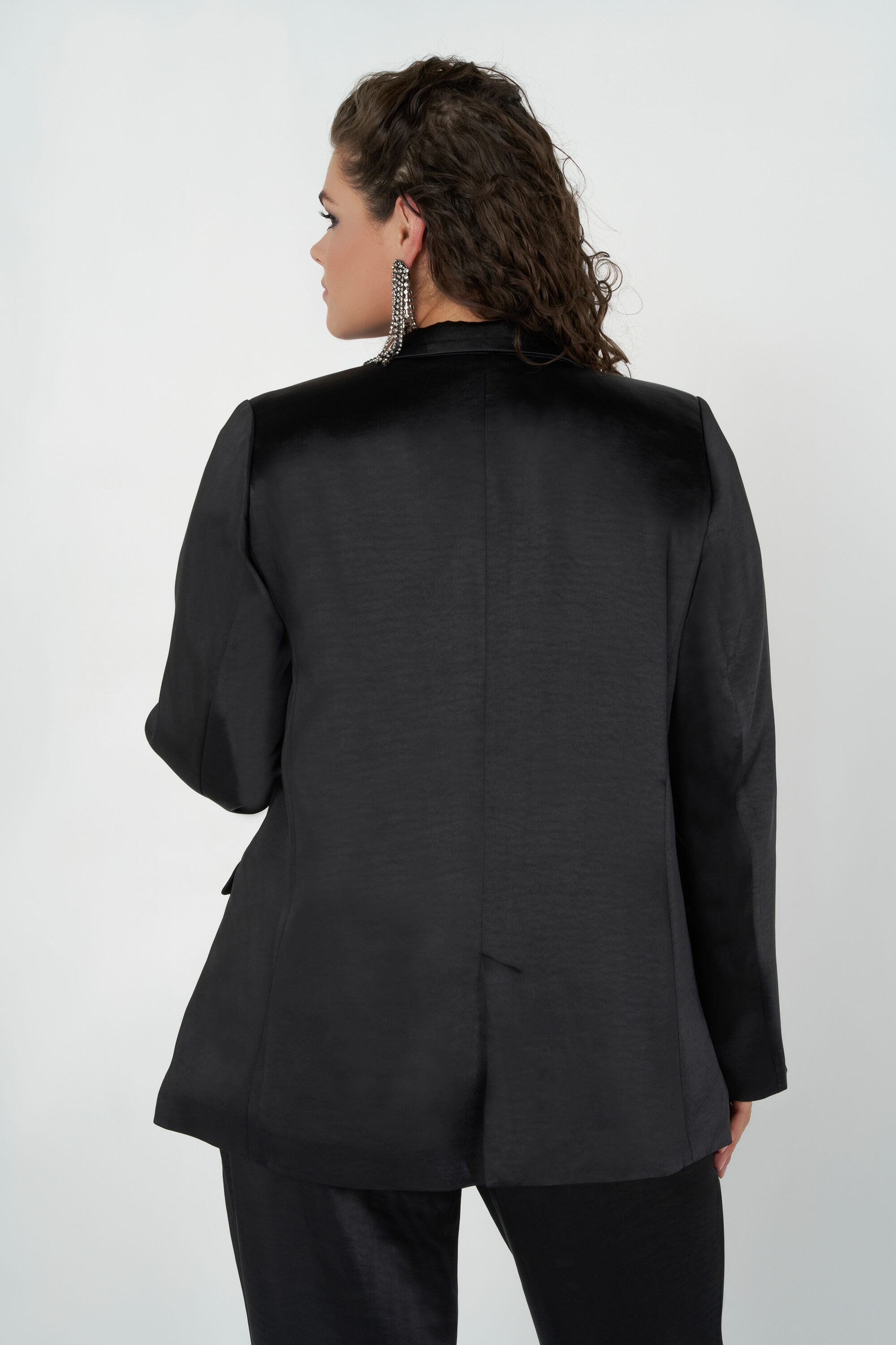 Blazer de sat&eacute;n image number 3