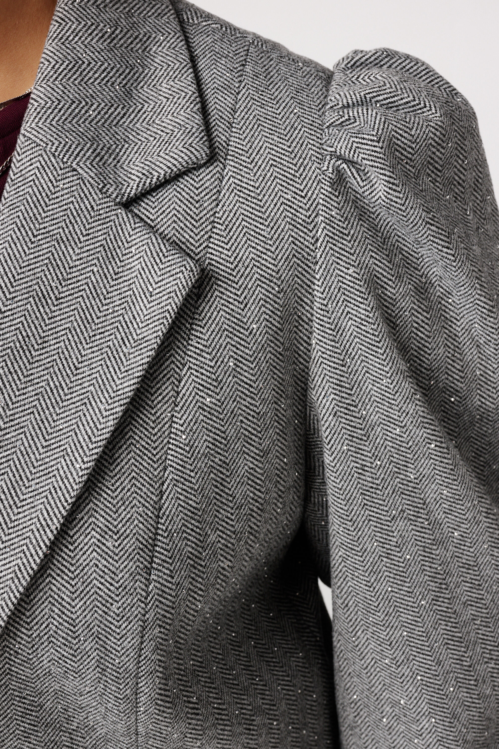 Blazer con lurex y mangas cortas abullonadas image number 6