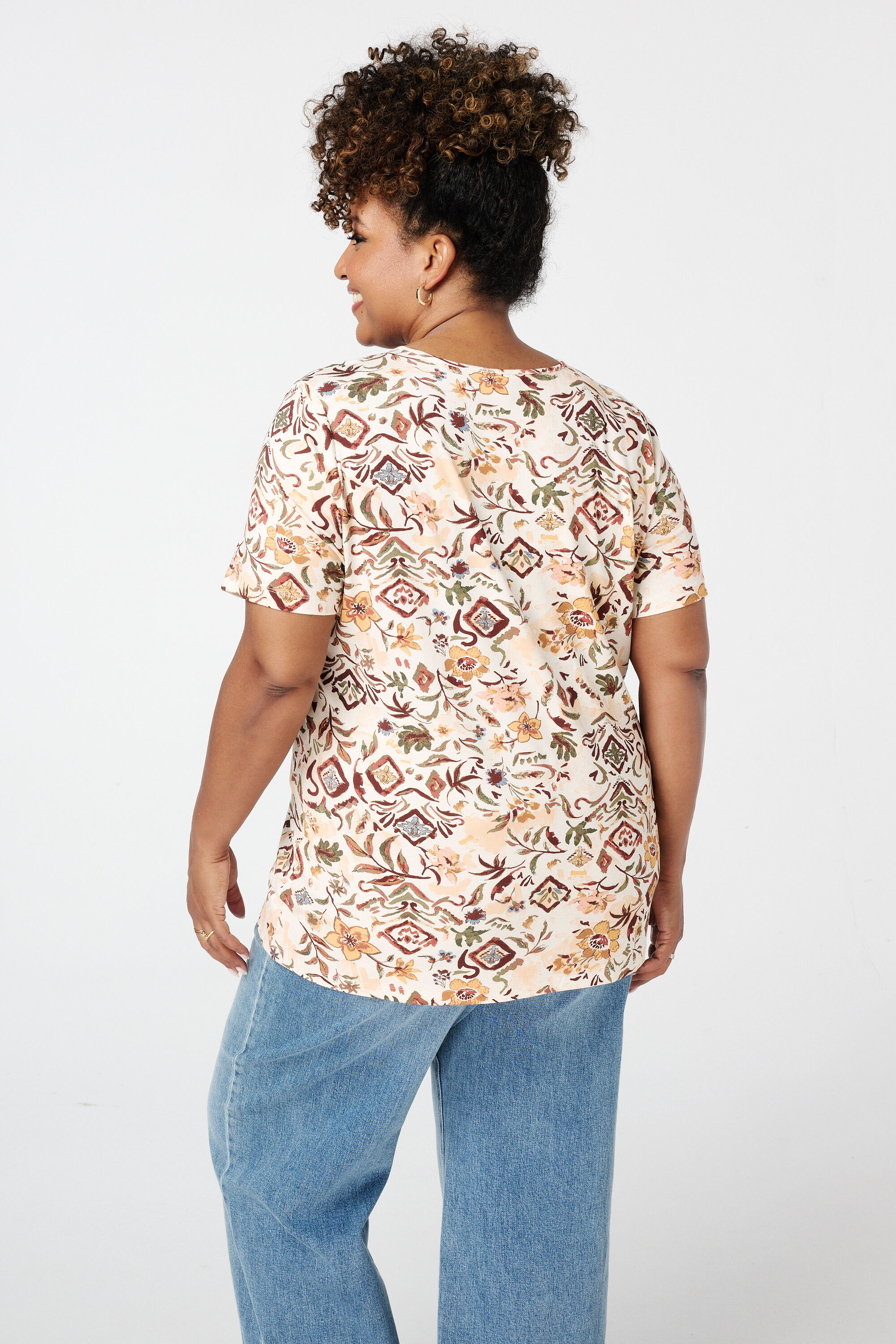 Camiseta con estampado image number 3