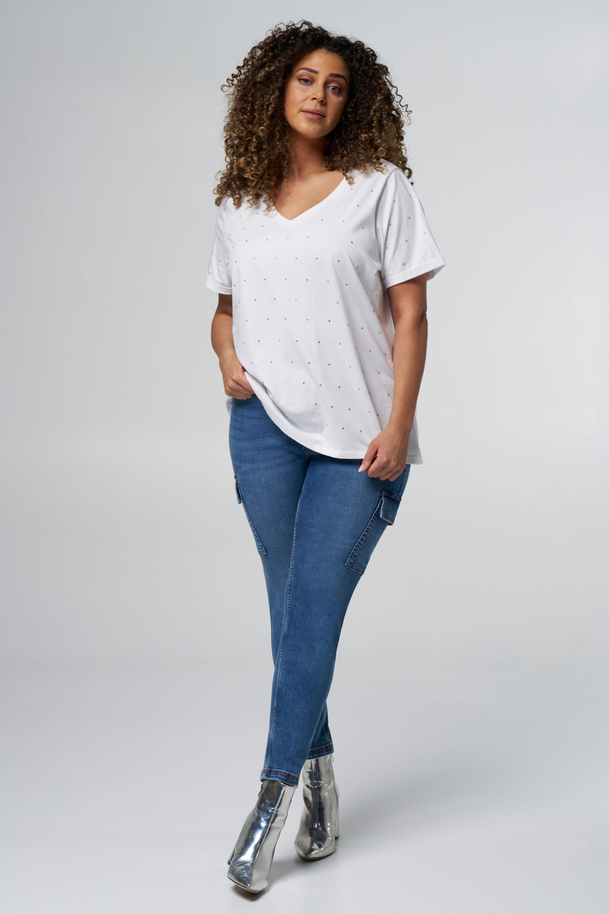 camiseta con piedras image number 5