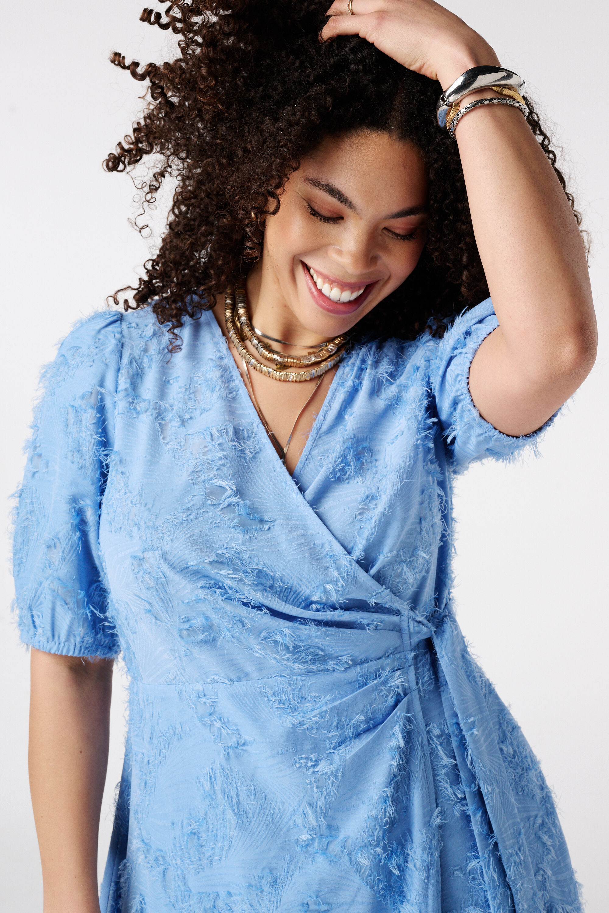 Vestido con look cruzado image number 4