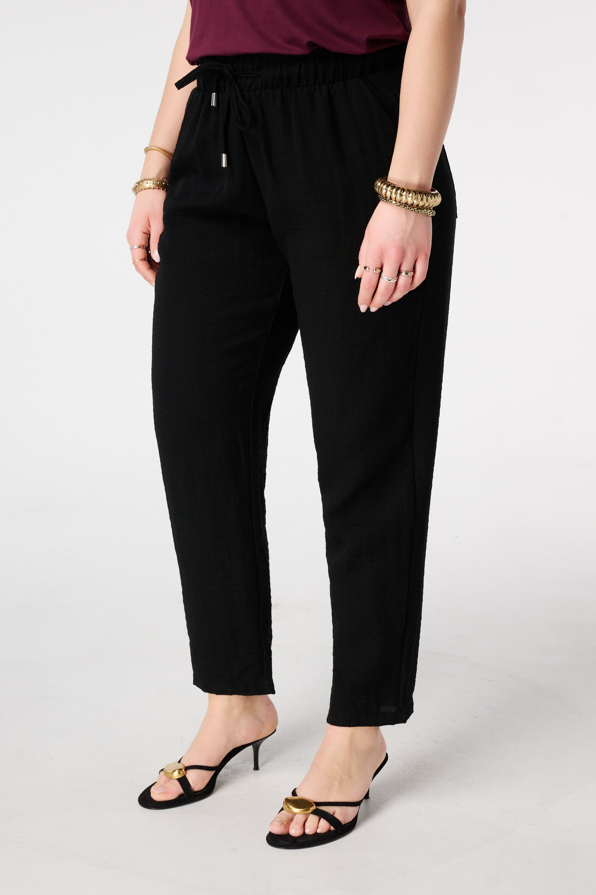 Pantal&oacute;n straight leg image number 5