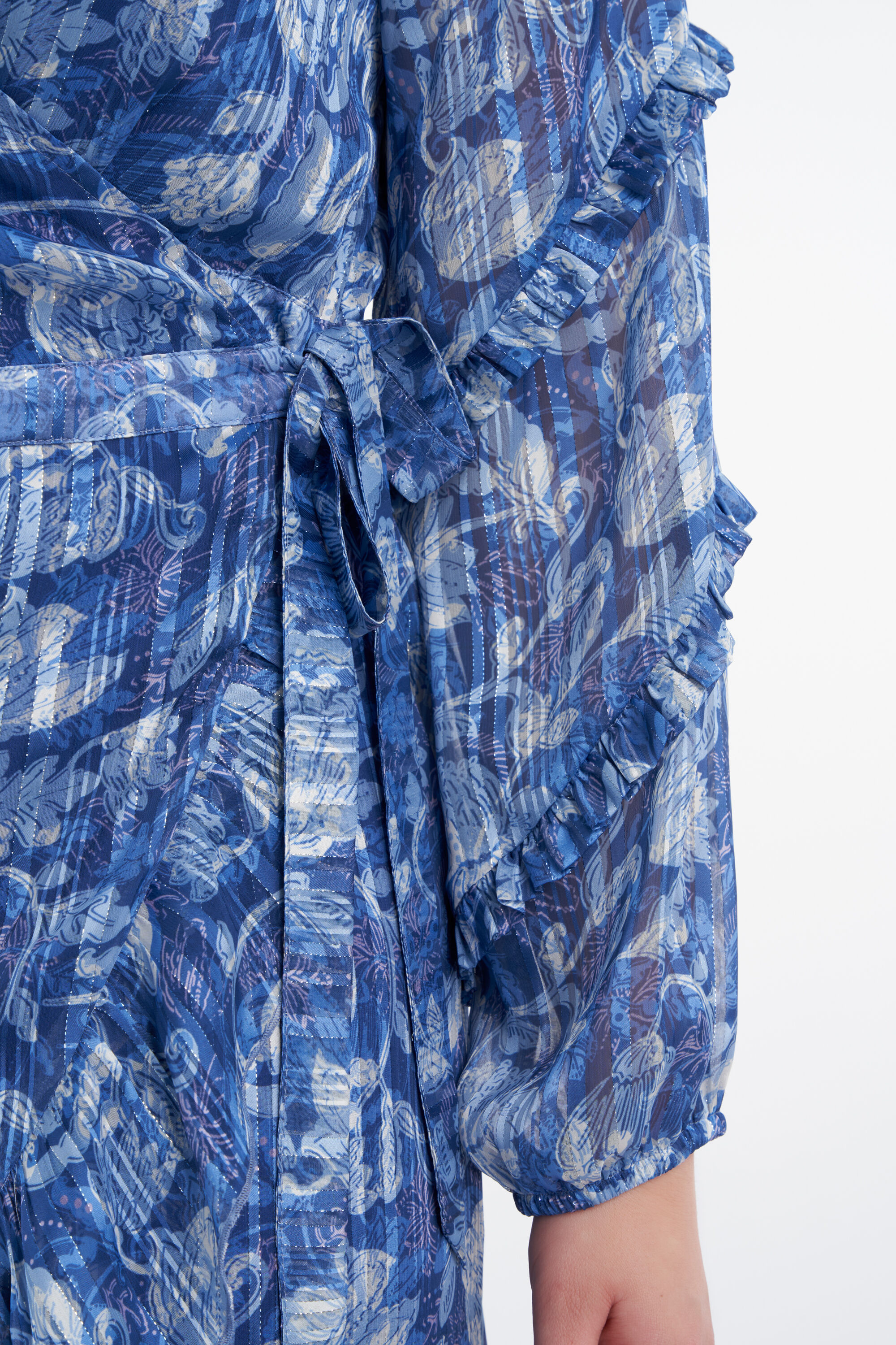 Vestido cruzado largo con estampado image number 5