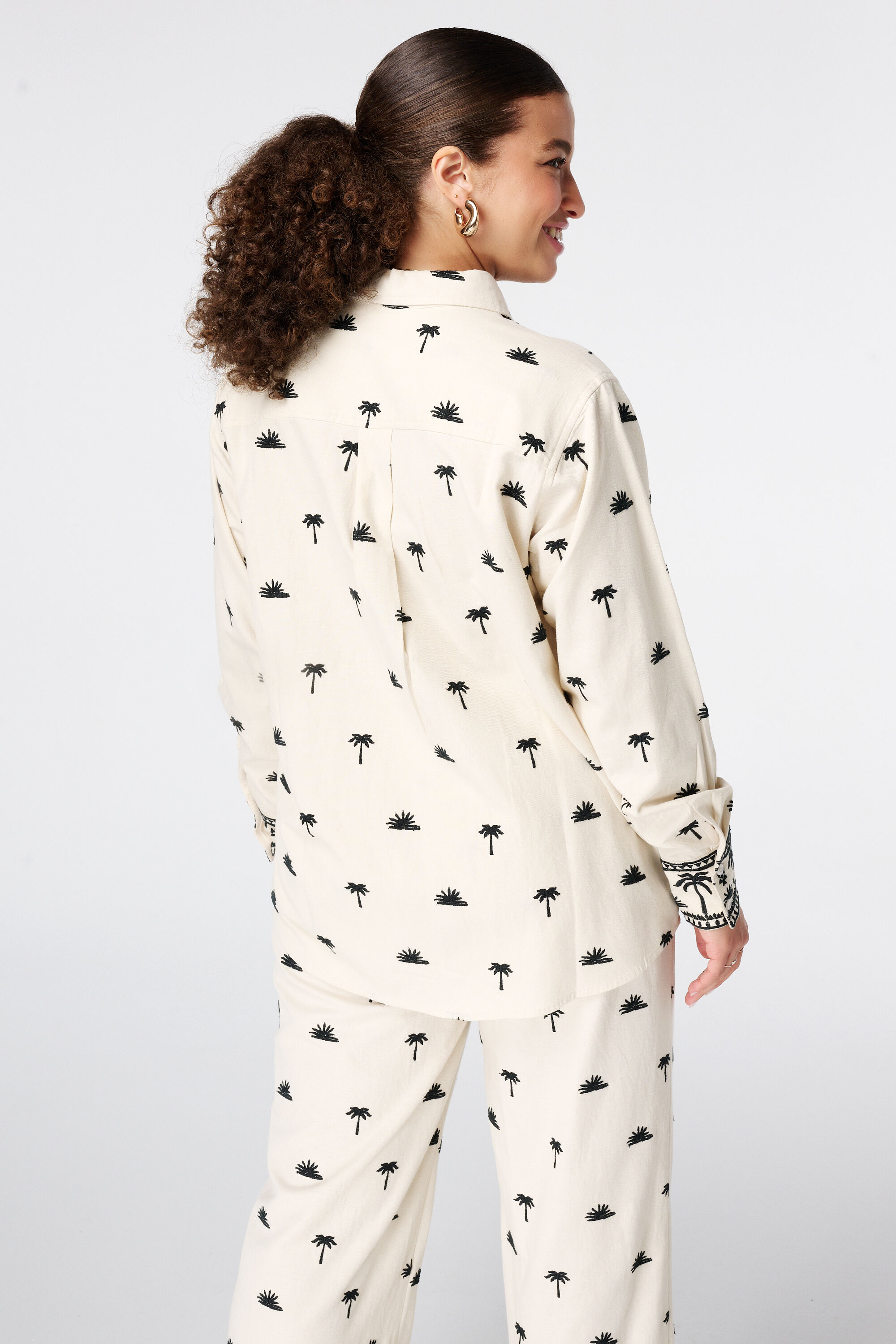 Blusa con estampado image number 3