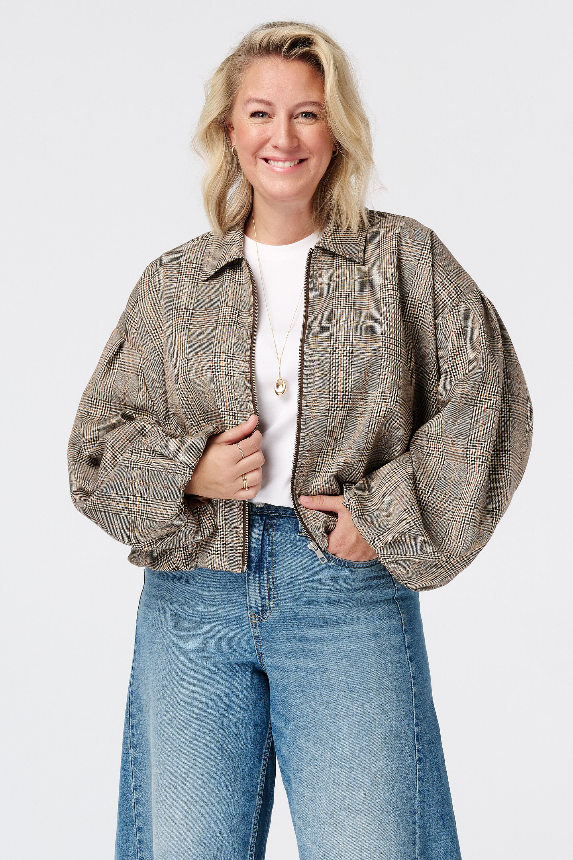 Chaqueta bomber de cuadros
