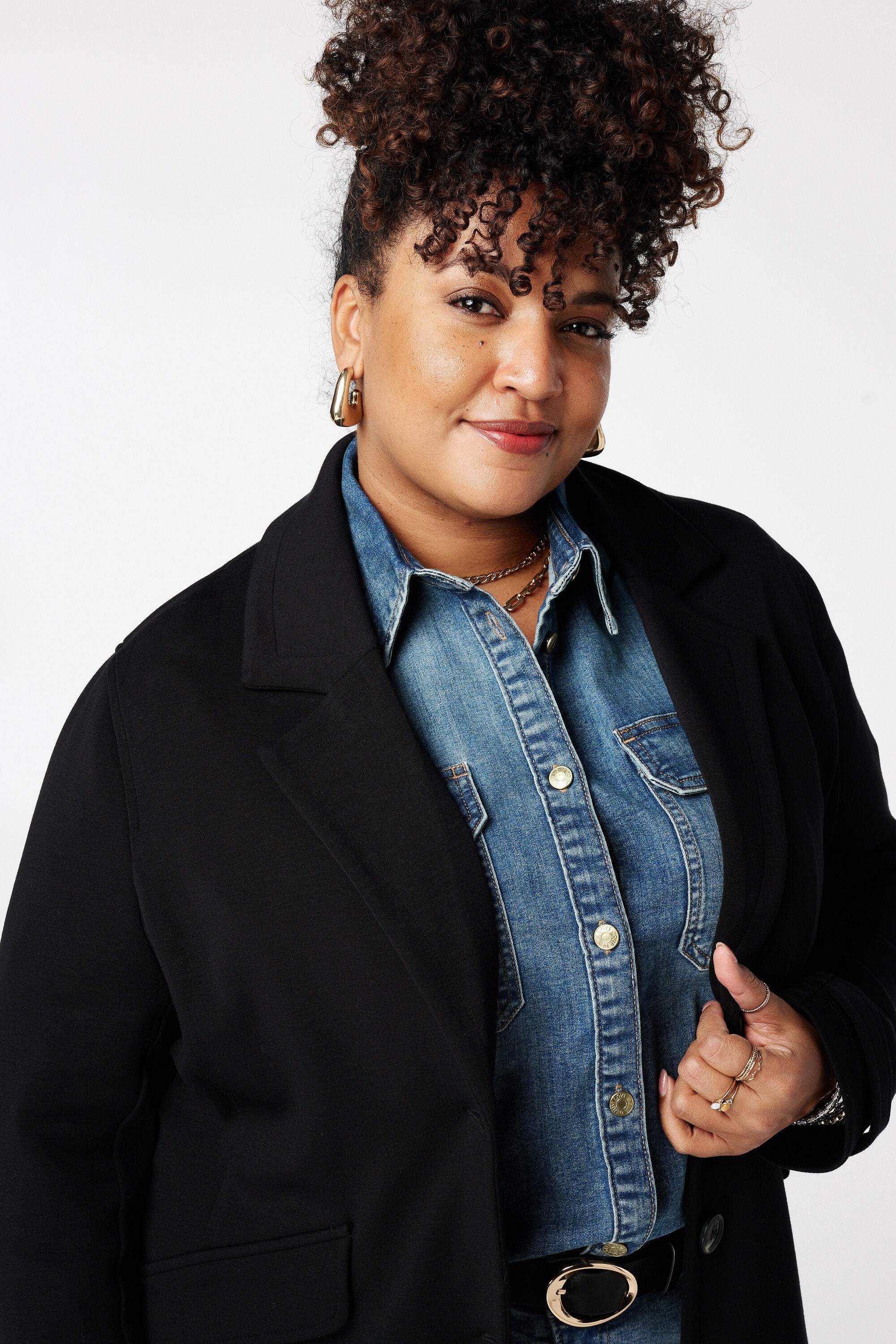 Abrigo con cierre de botones image number 4