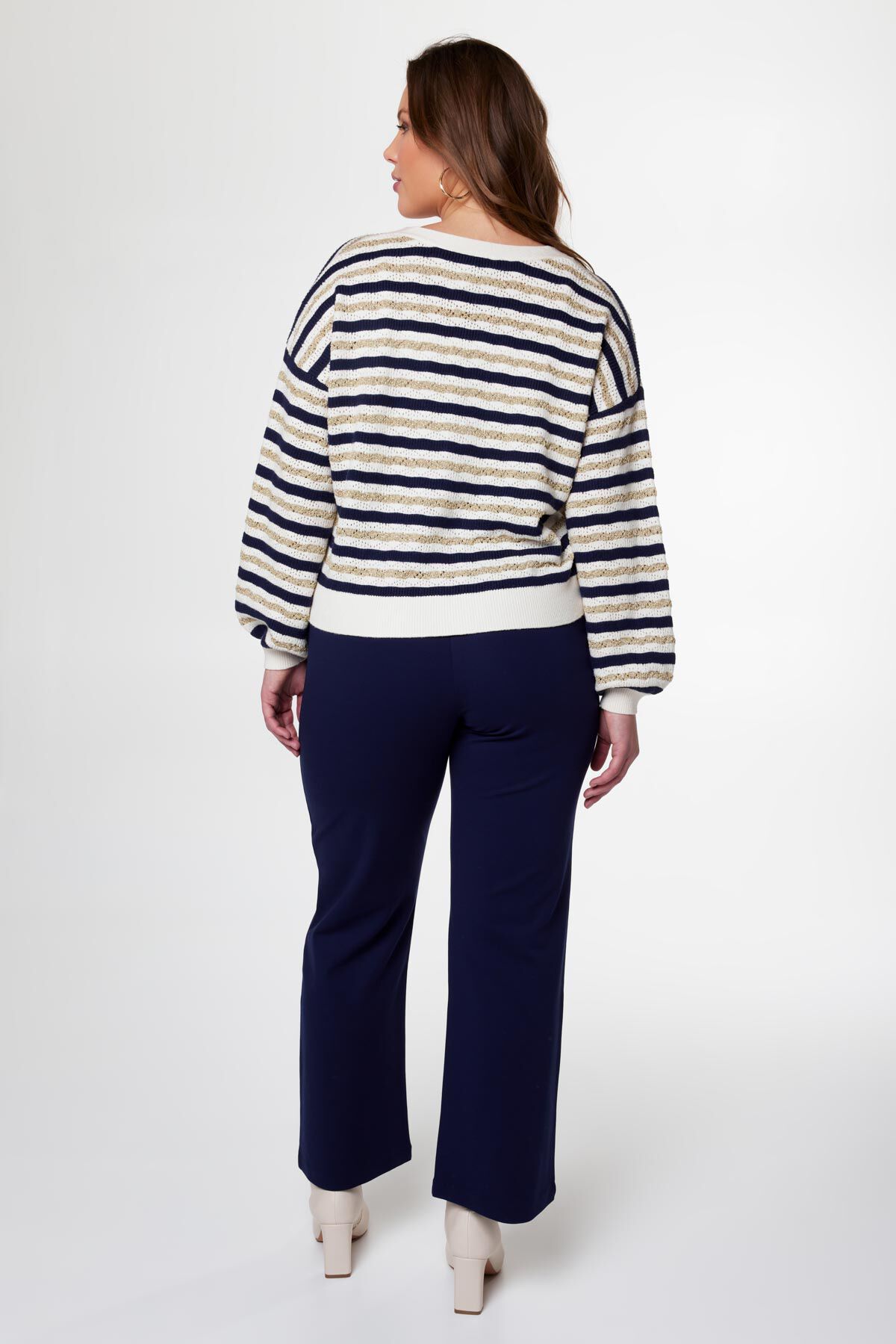 C&aacute;rdigan de punto con escote en V y purpurina image number 3