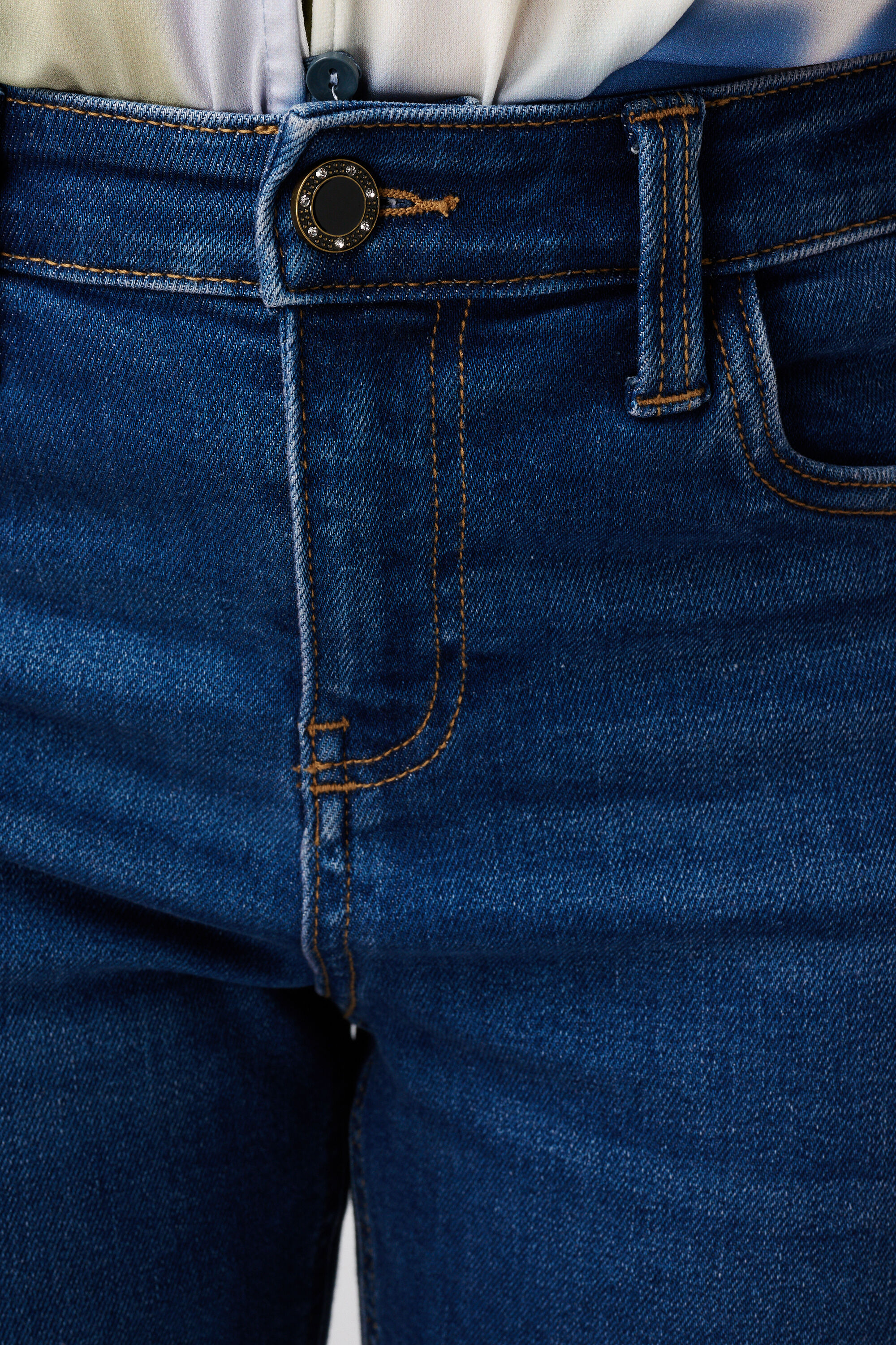 Vaqueros de pernera recta  image number 4