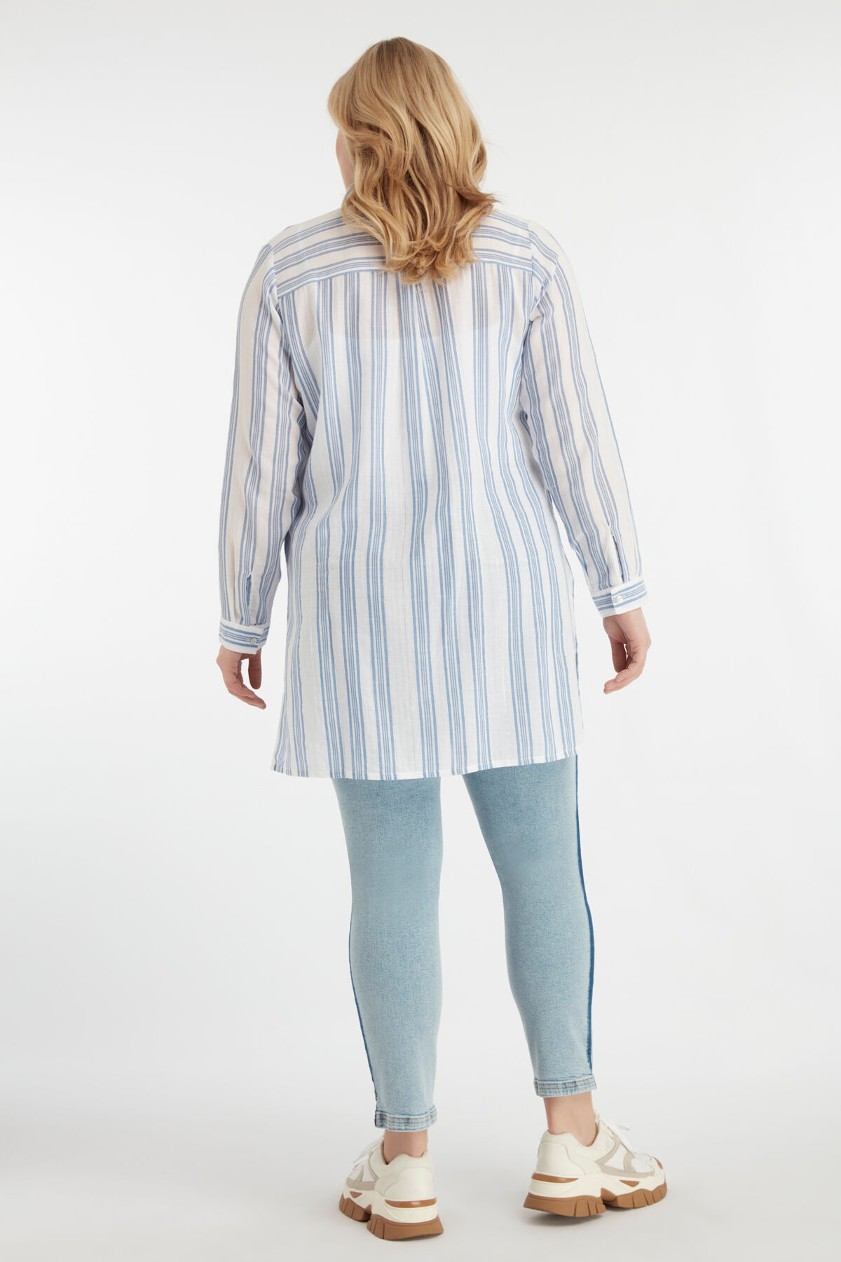 Blusa larga  image number 4