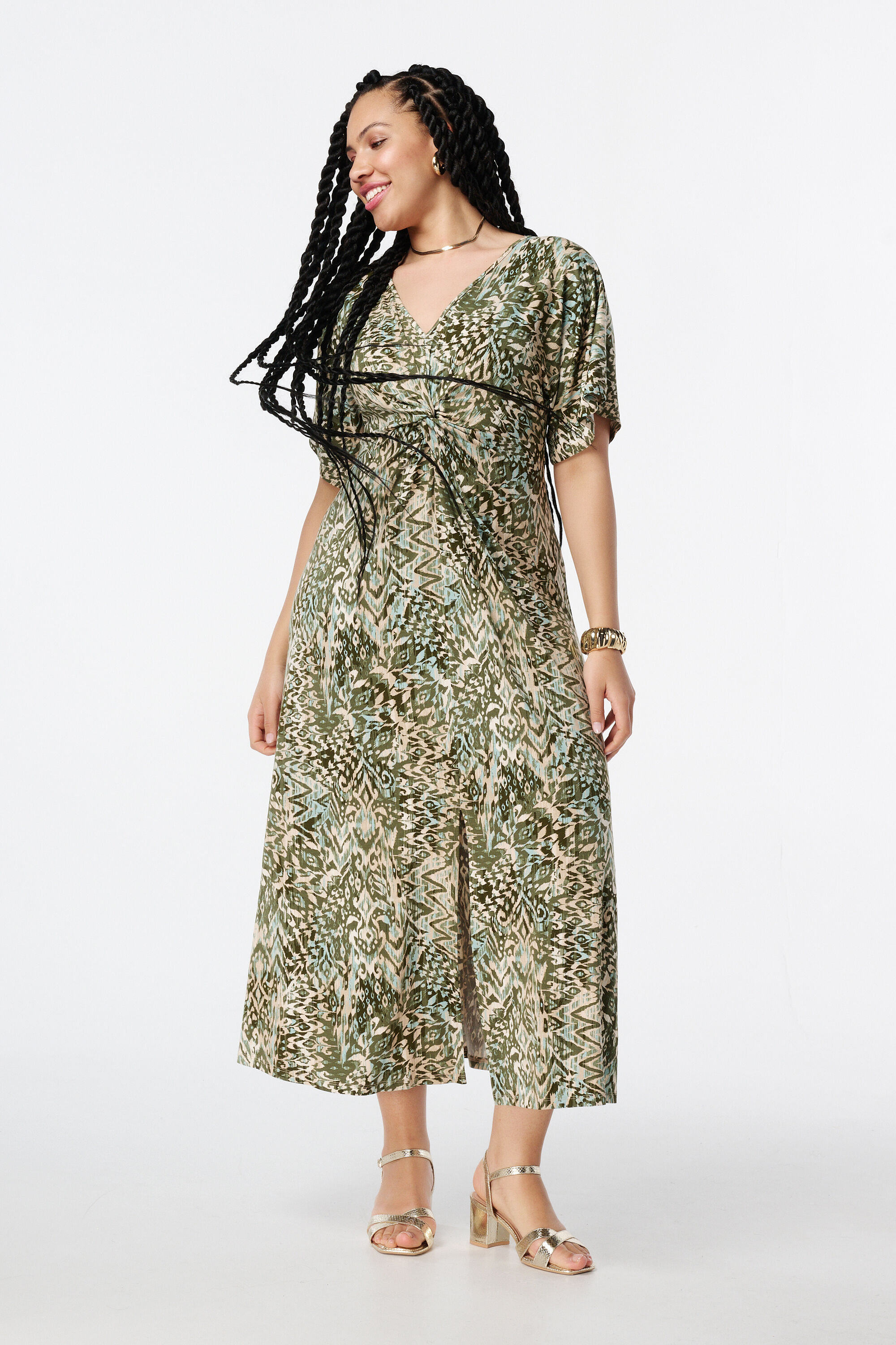 Vestido con detalle retorcido image number 5