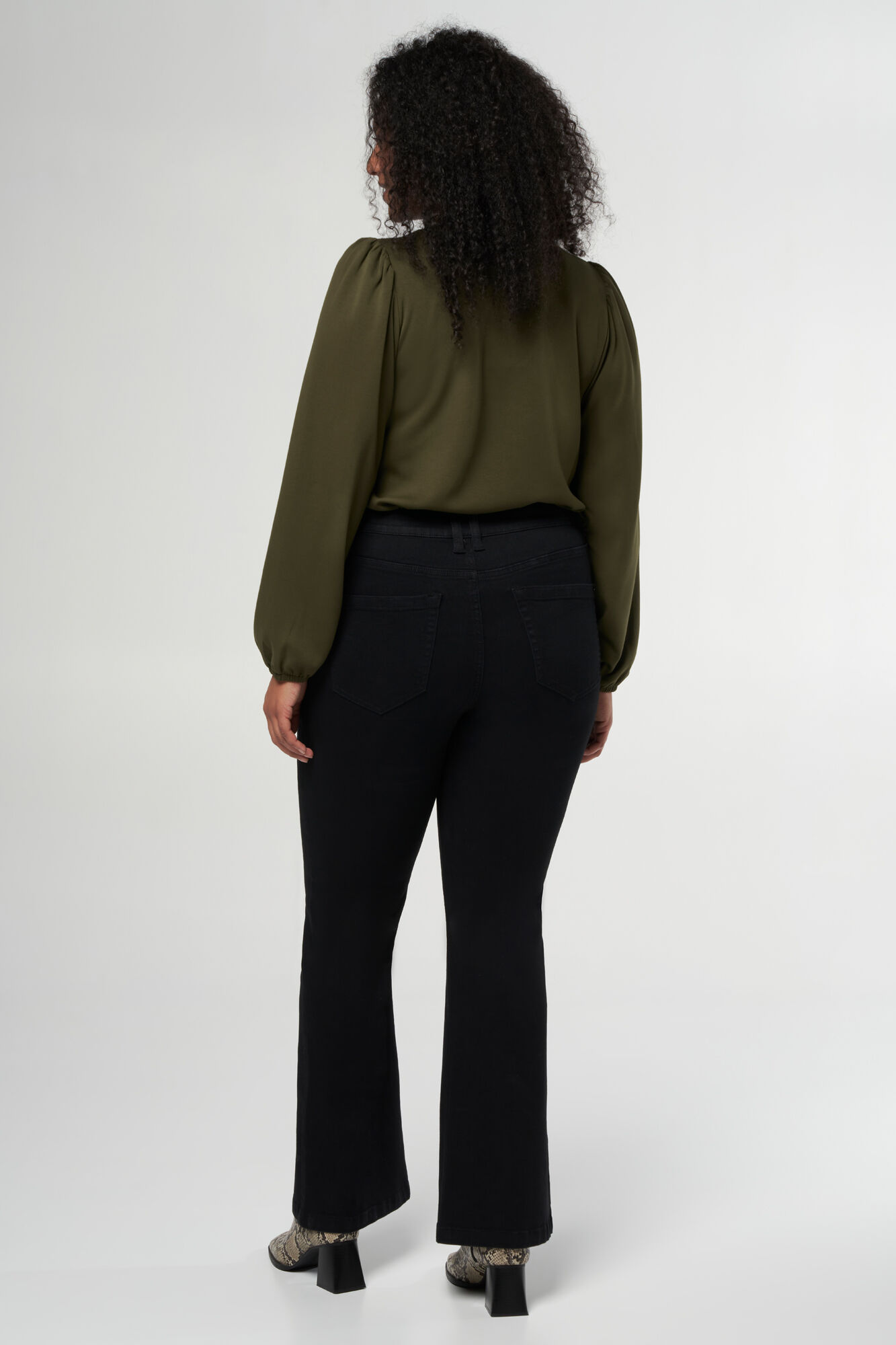 Vaqueros campana JASMIN image number 3