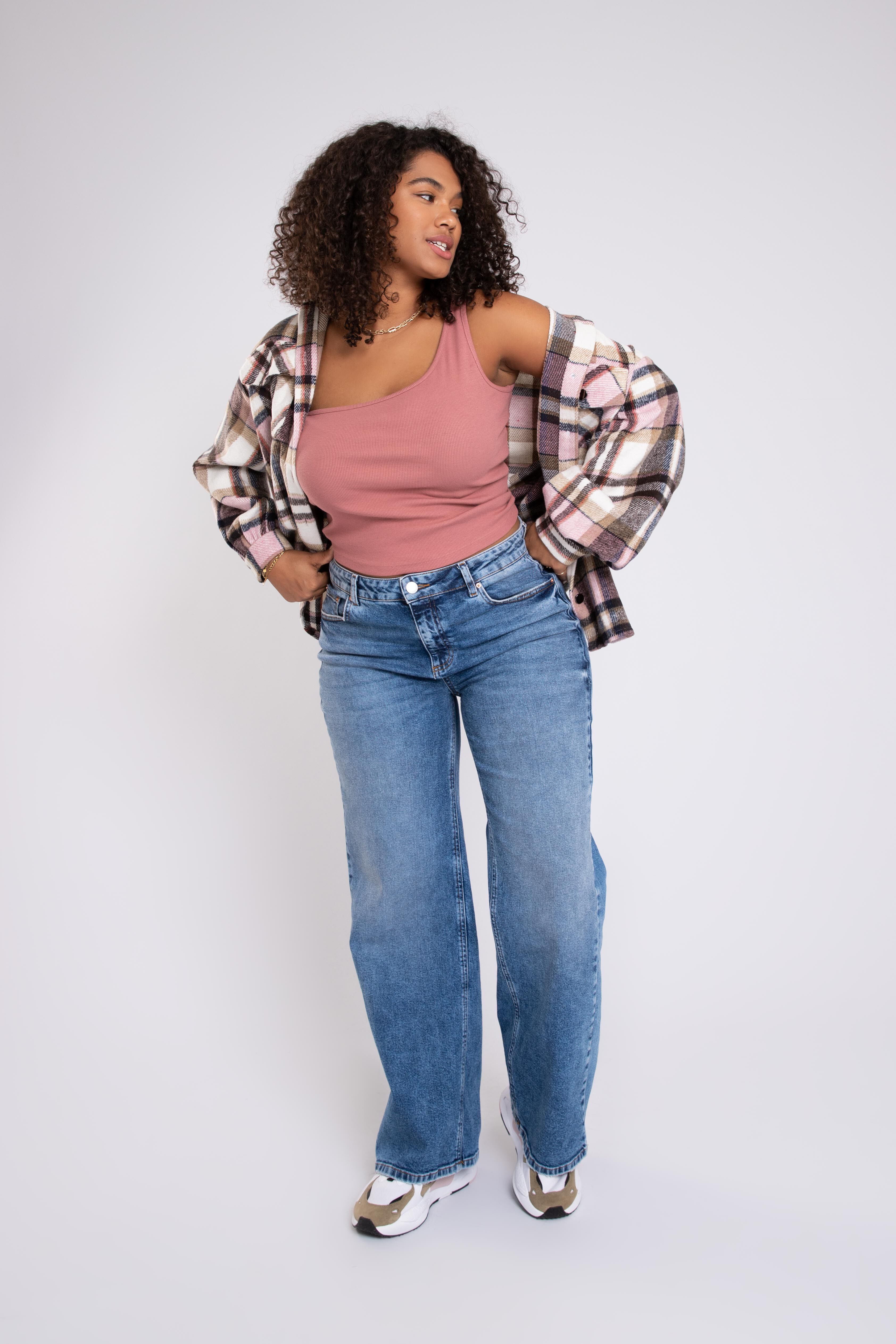 Sobrecamisa corta de cuadros  image number 7