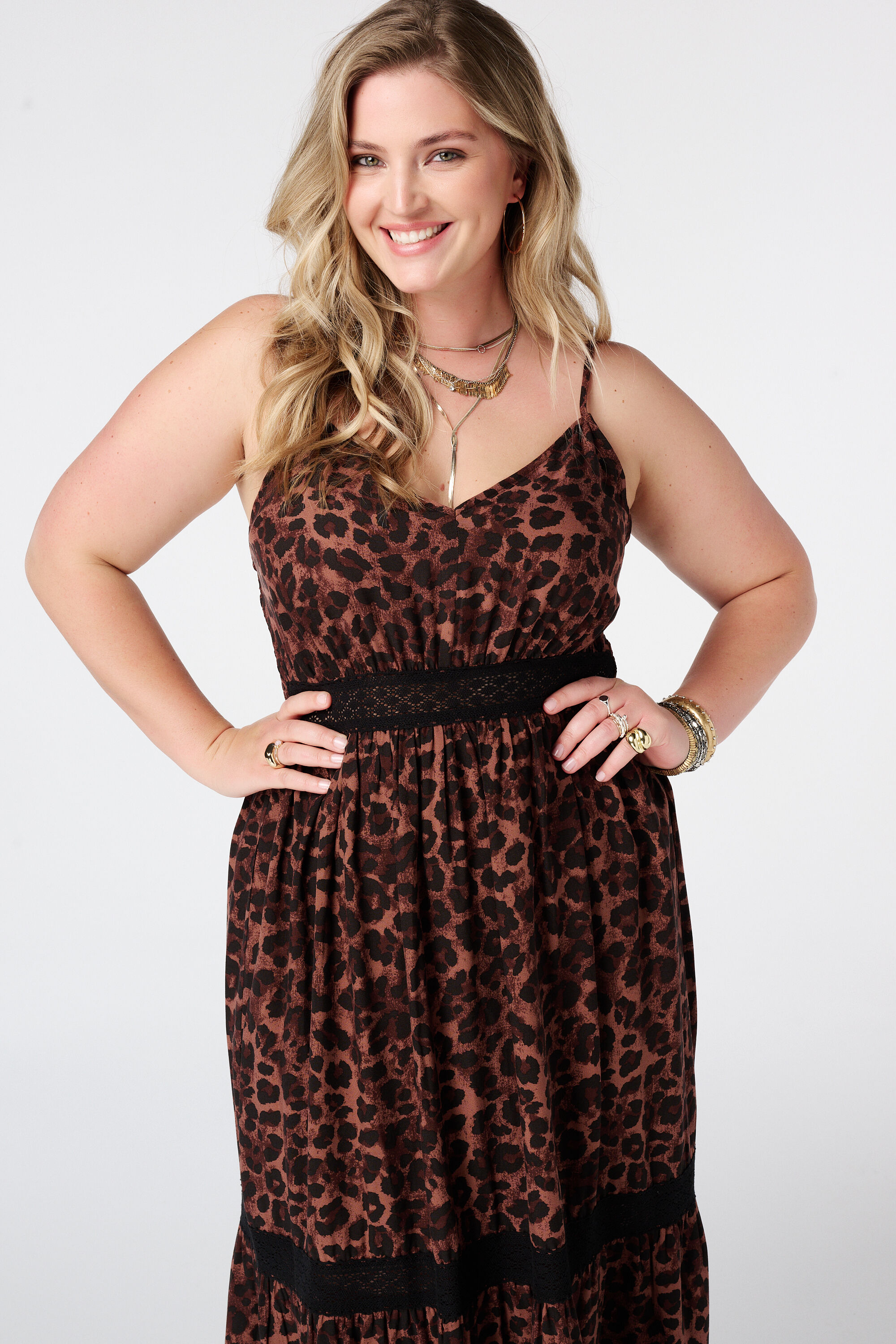 Vestido maxi con estampado image number 4