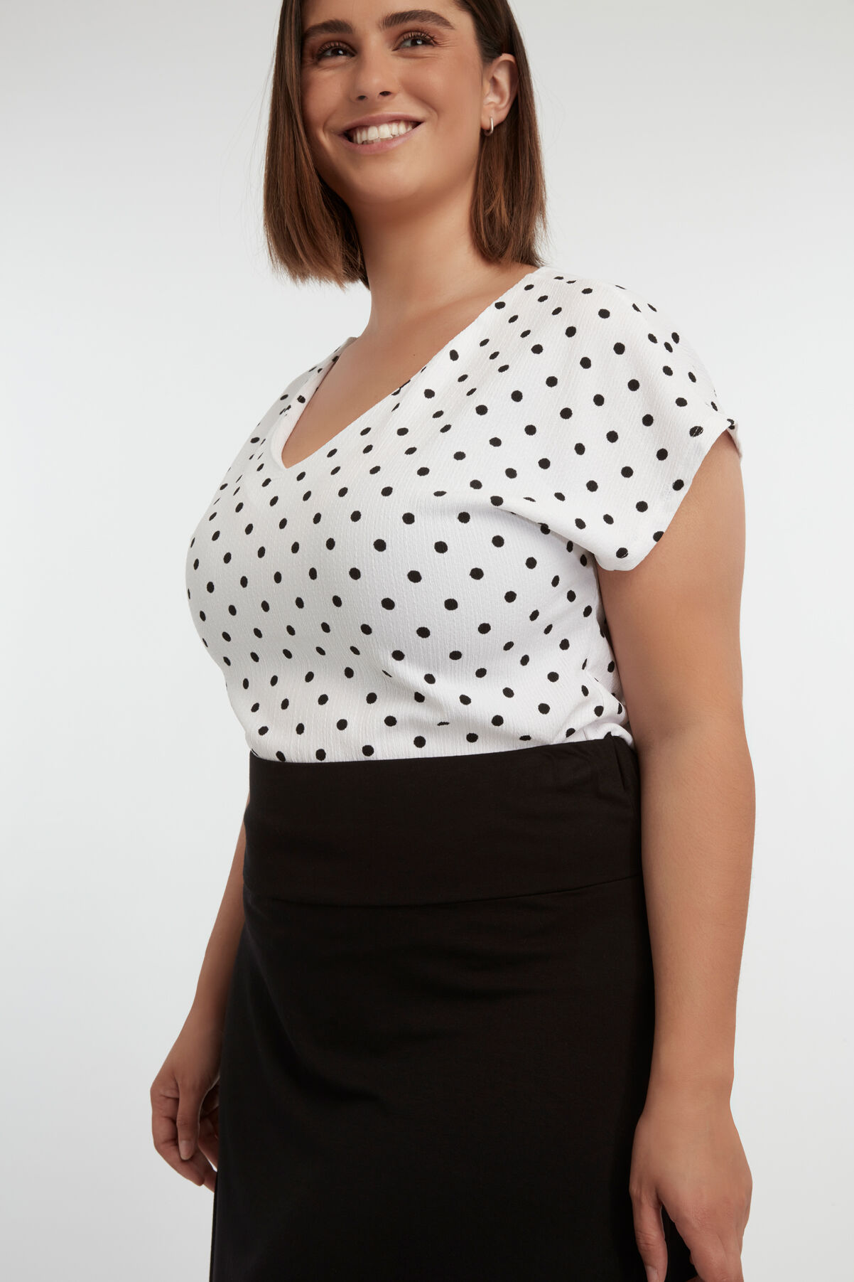 Falda en tejido fresco image number 5