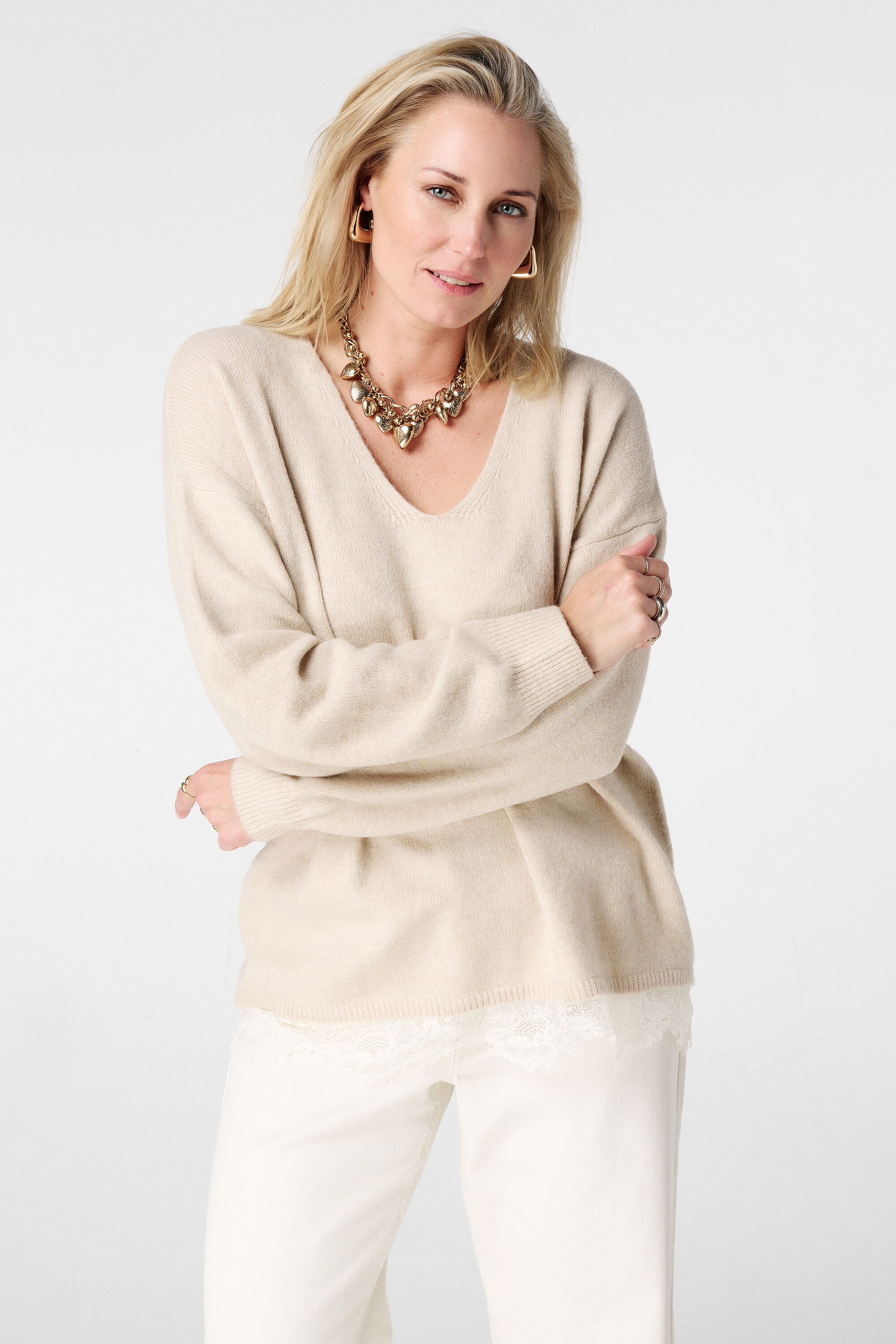 Jersey con escote en pico y encaje inferior