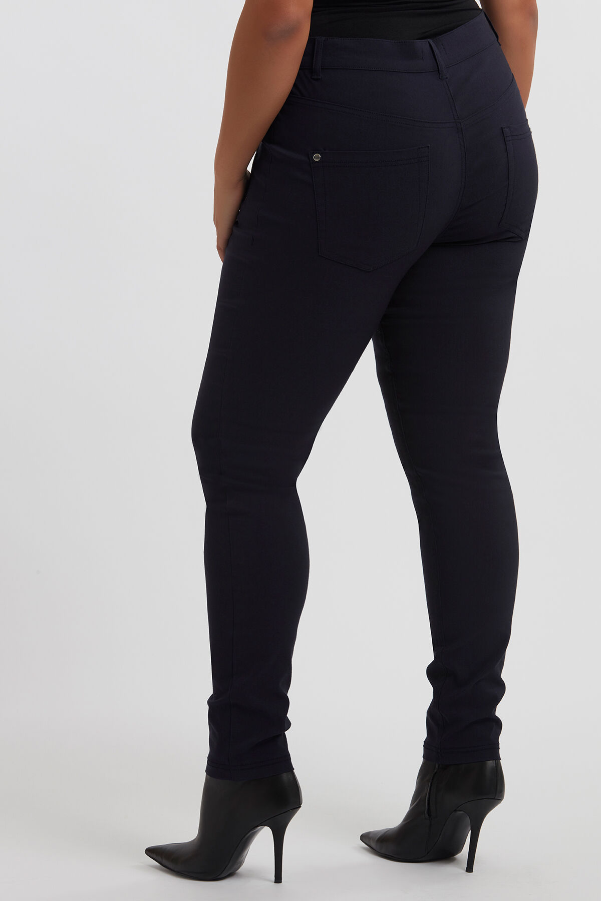 Pantalones con cremalleras image number 3