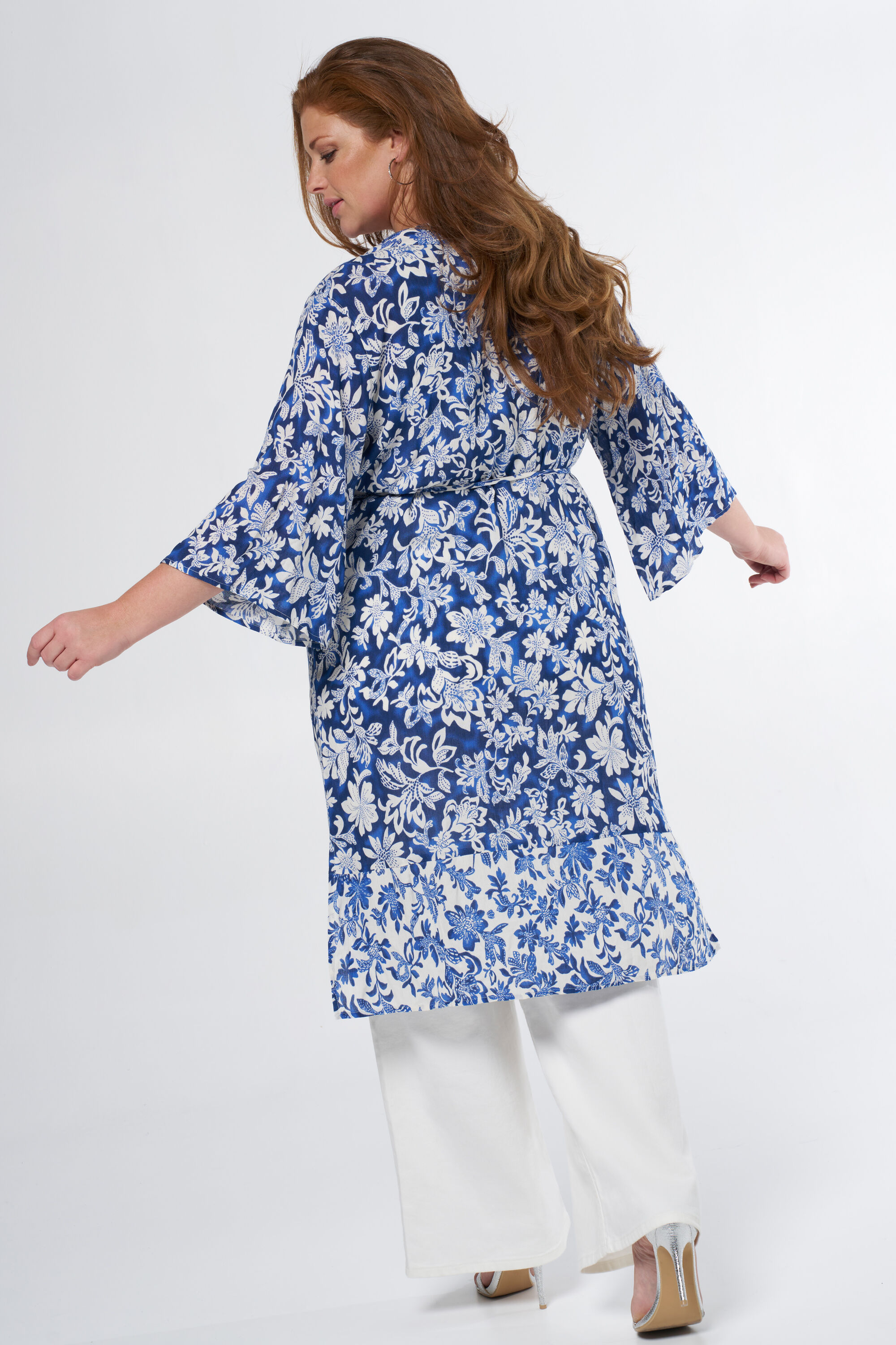 Kimono con estampado image number 3