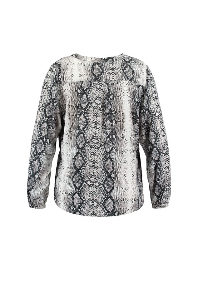 Blusa con estampado de serpiente image number 2