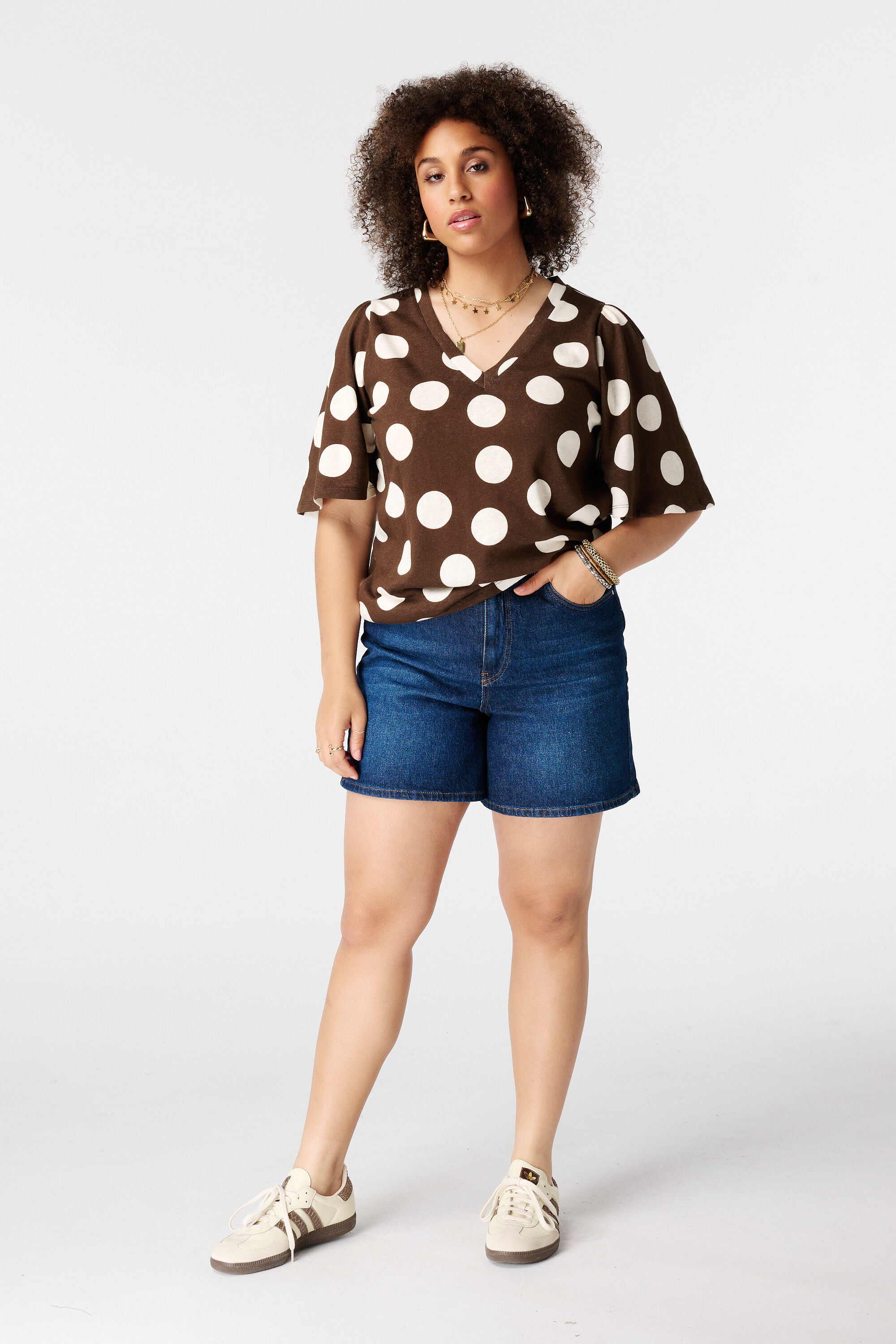 Camiseta con escote en V image number 5