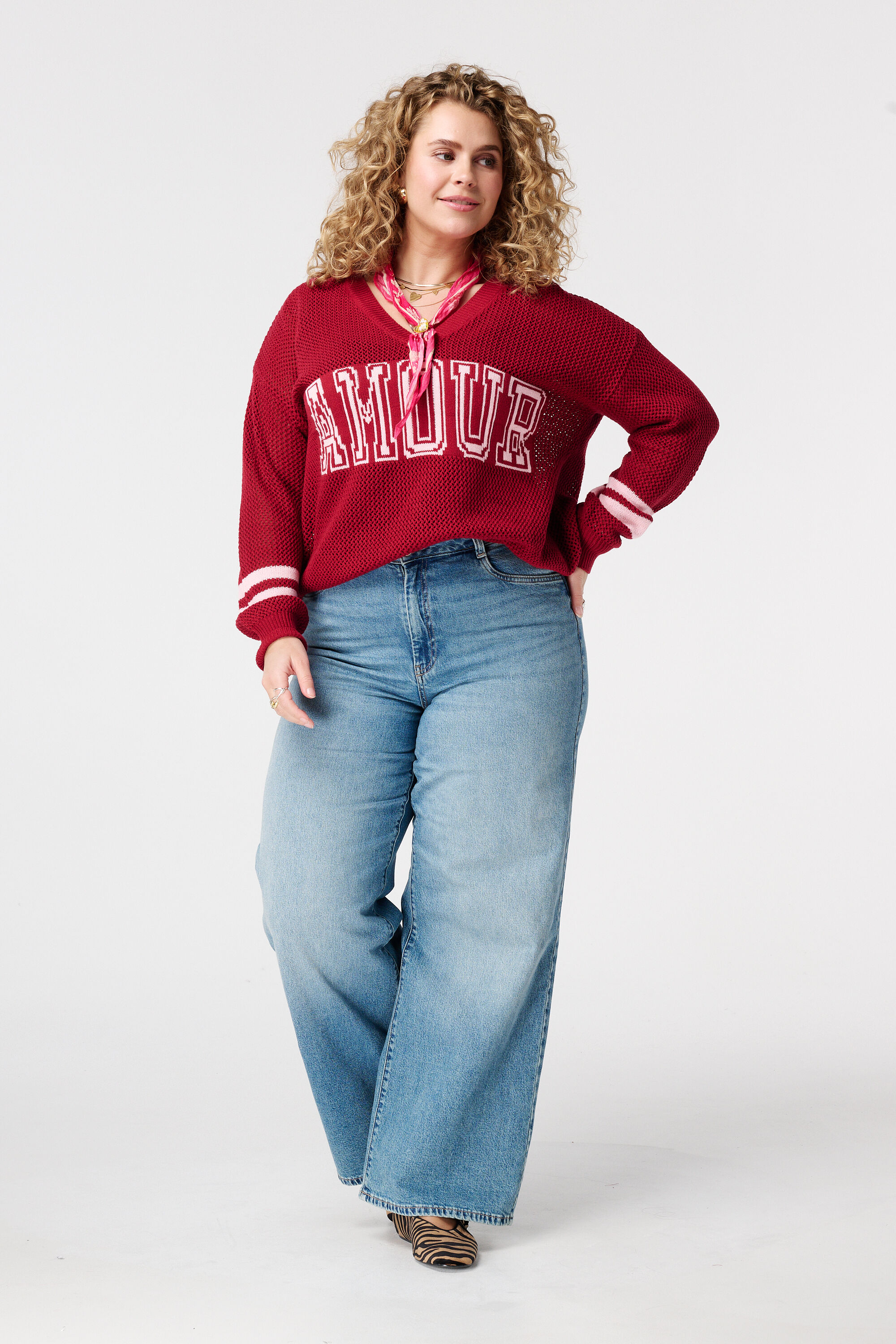 Jersey de punto con texto image number 5