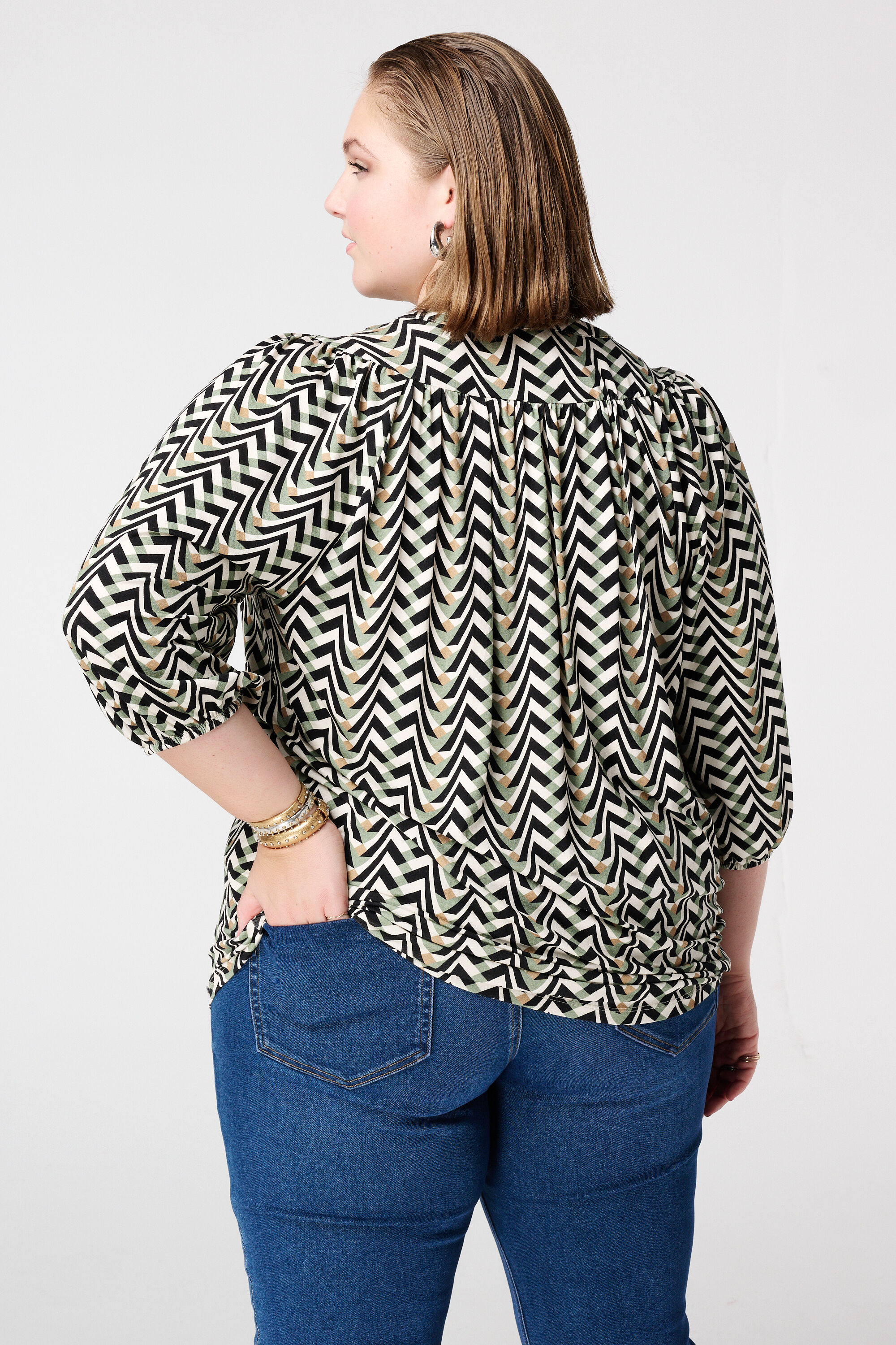 Top de punto con estampado image number 3