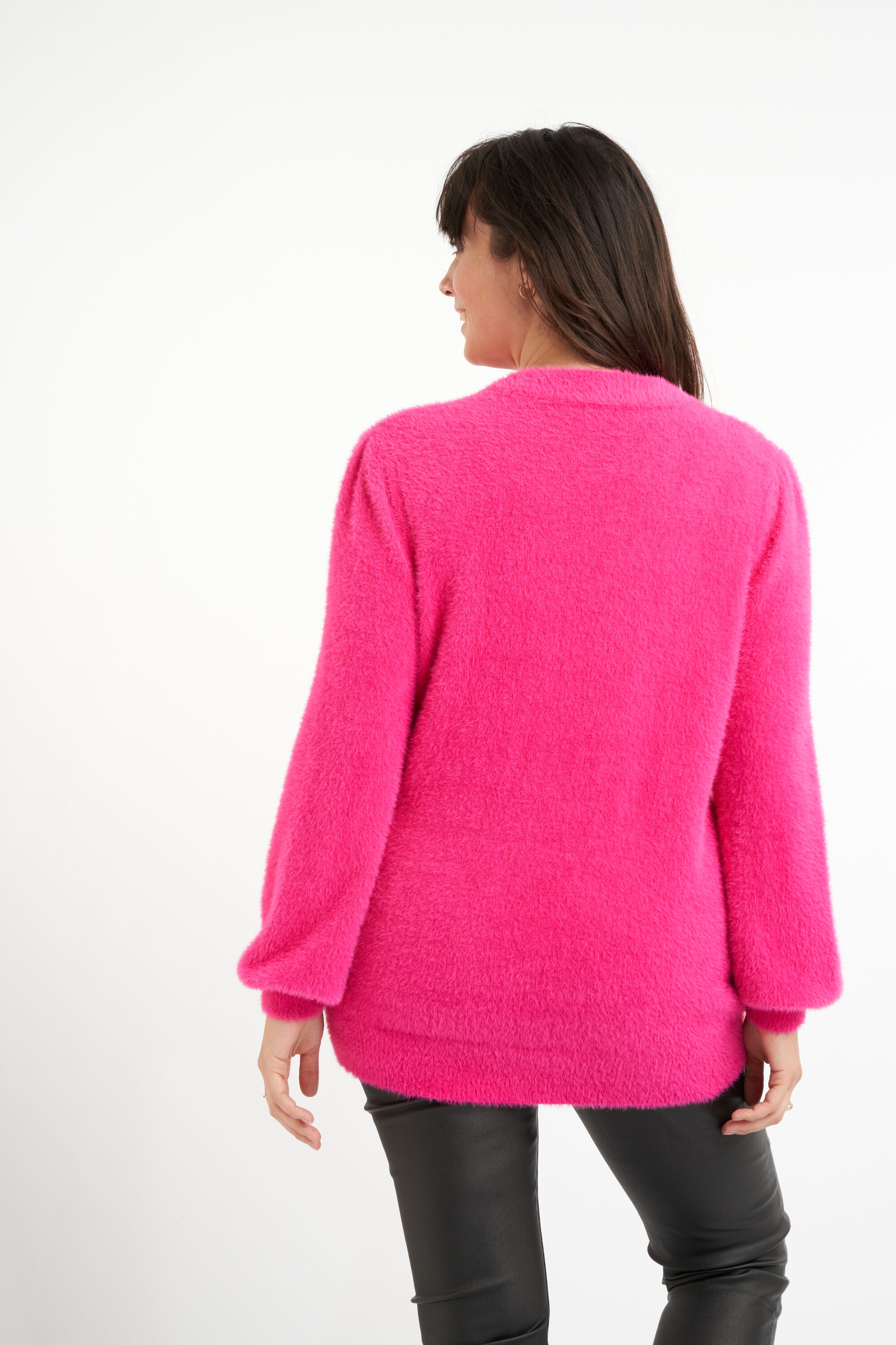 Su&eacute;ter suave  image number 4