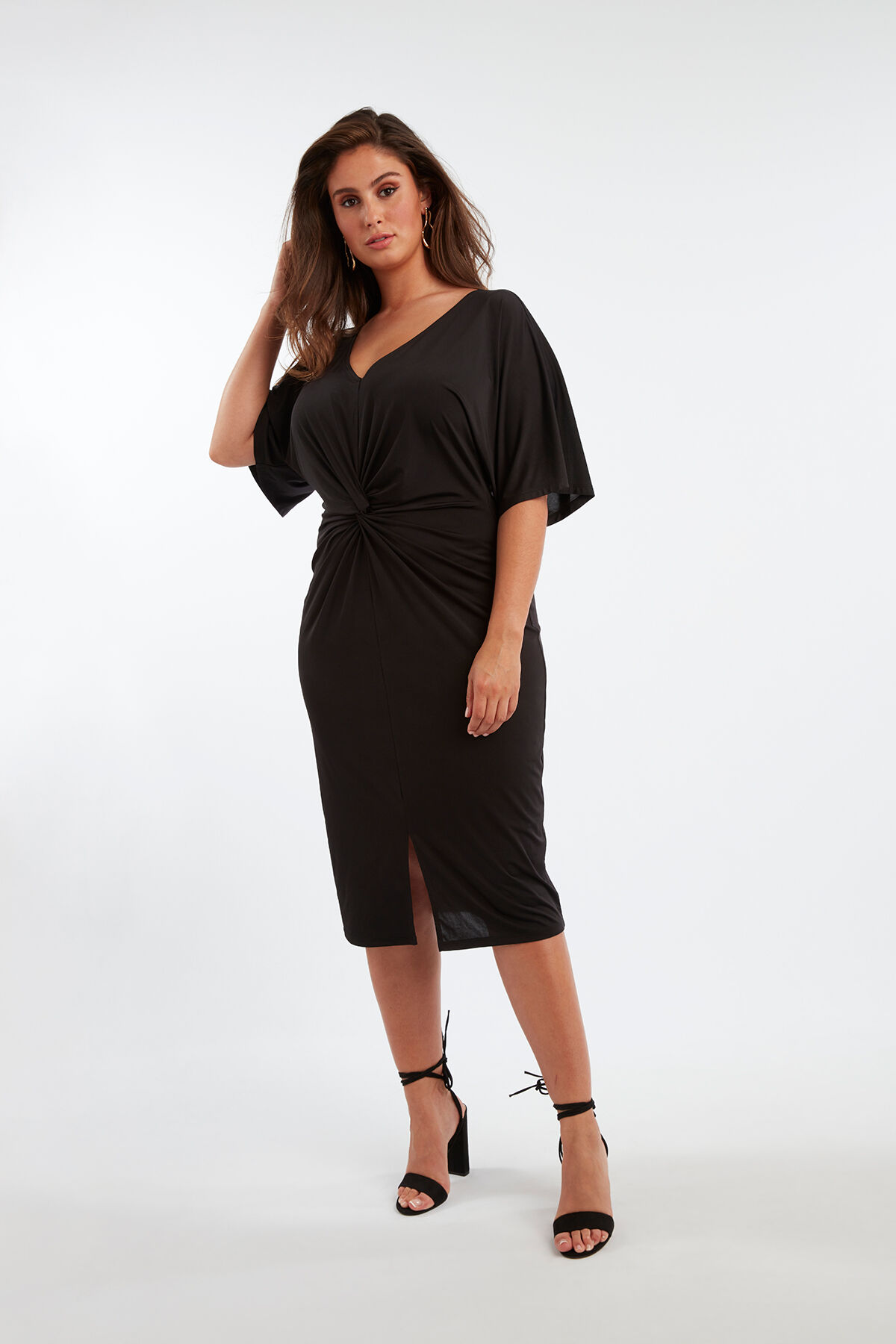 Vestido con cuello de pico image number 3