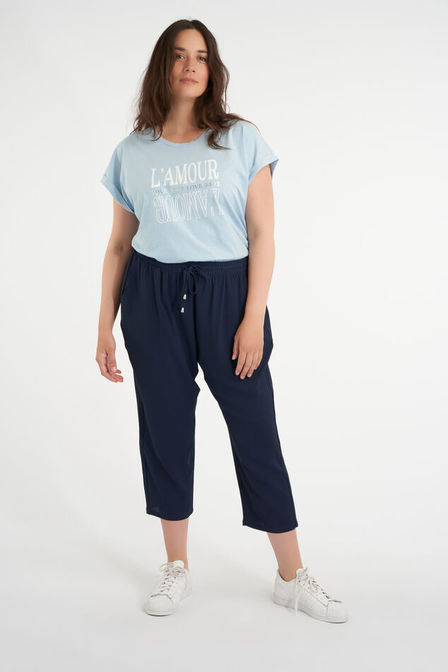 Pantalones de corte holgado image number 4