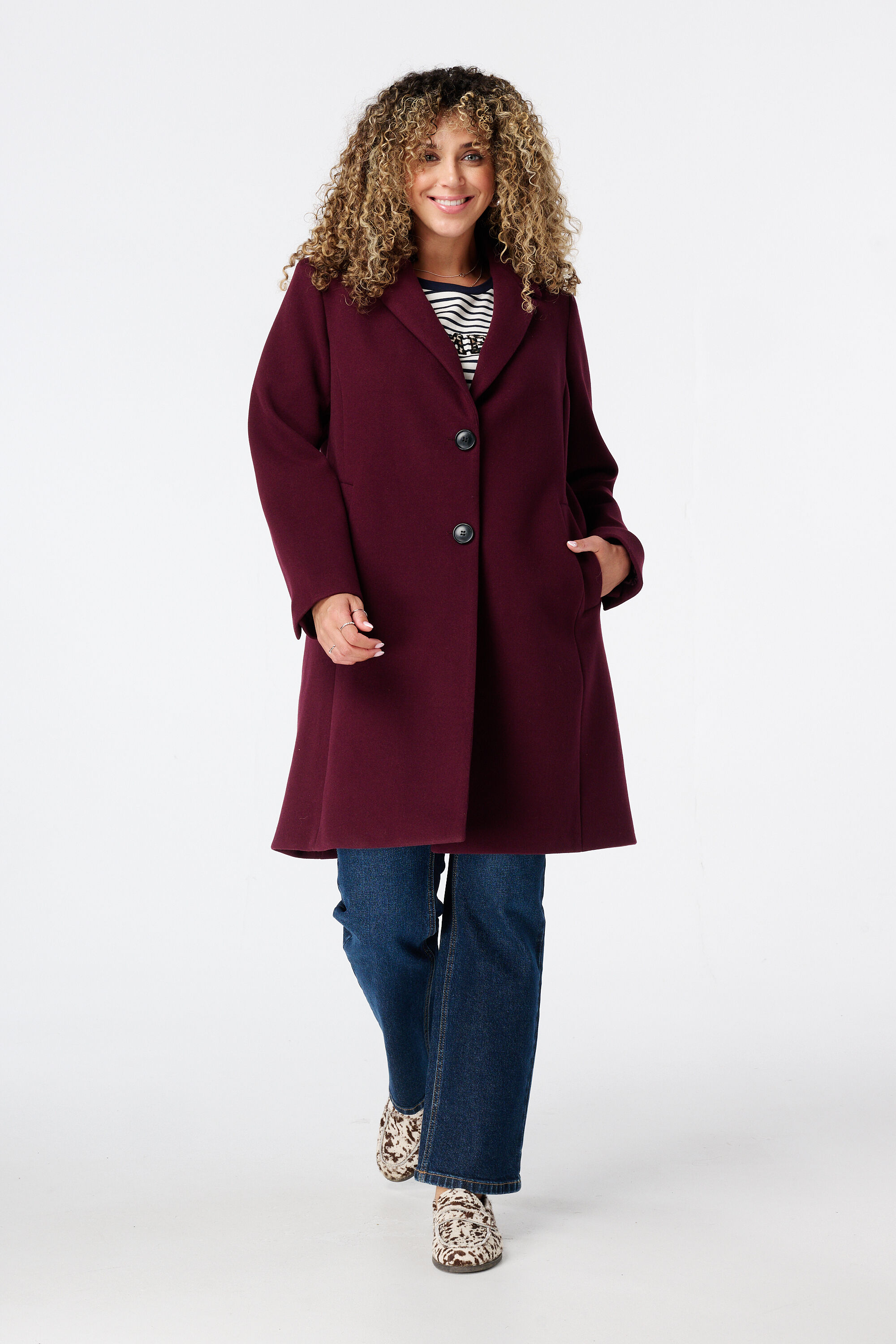 Chaqueta con botones image number 5