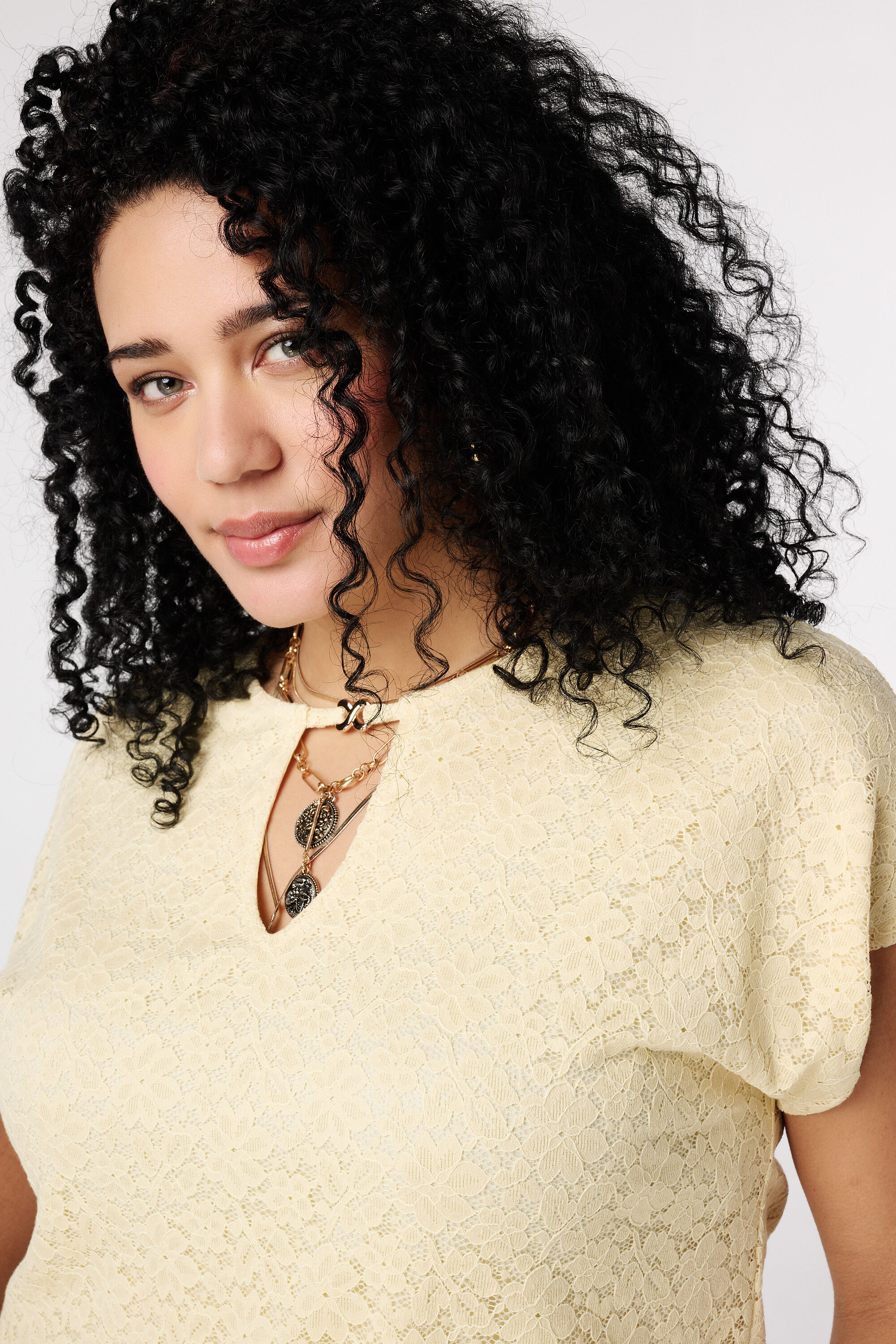 Top de encaje image number 4