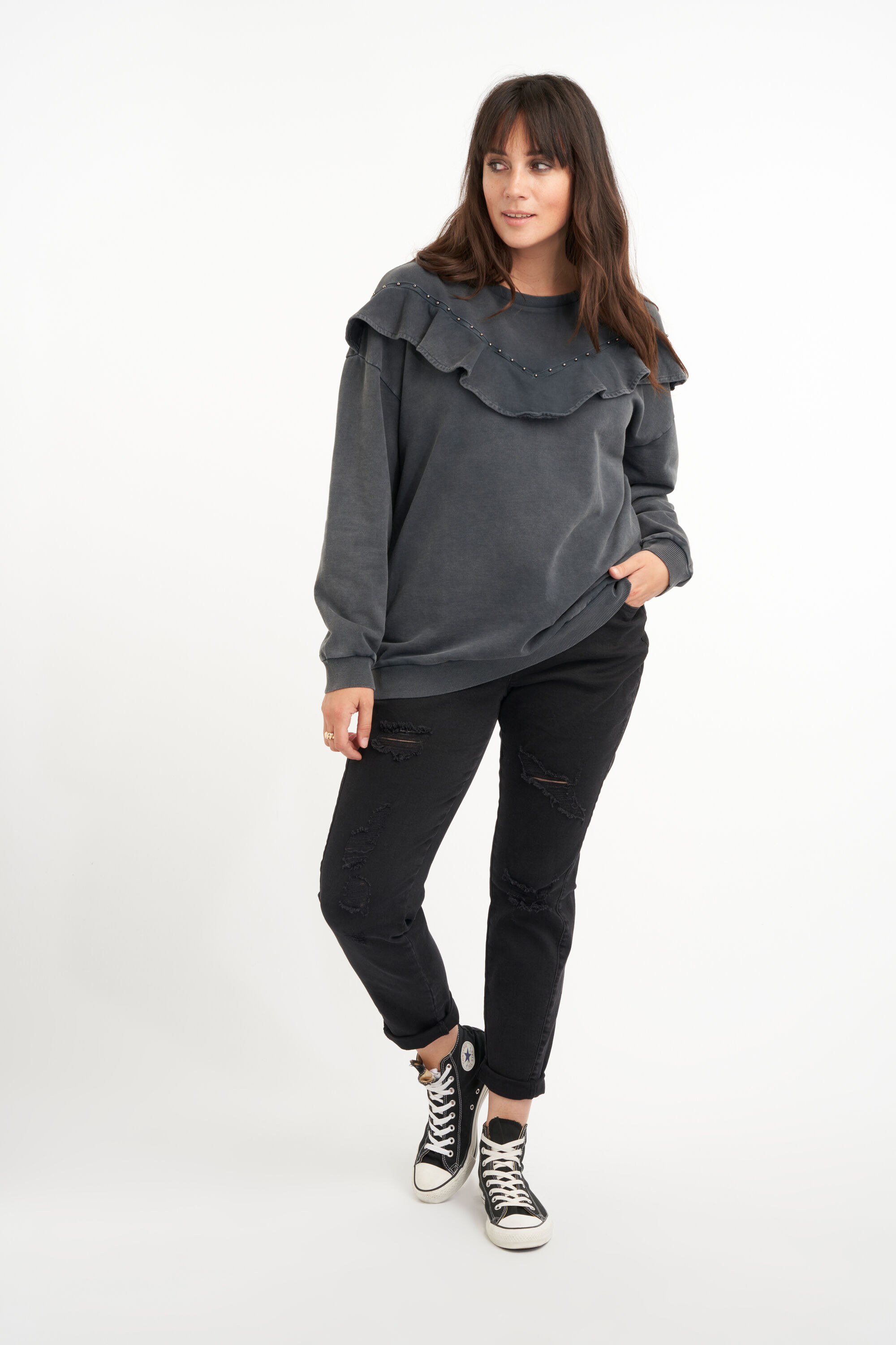 Su&eacute;ter con volantes image number 5