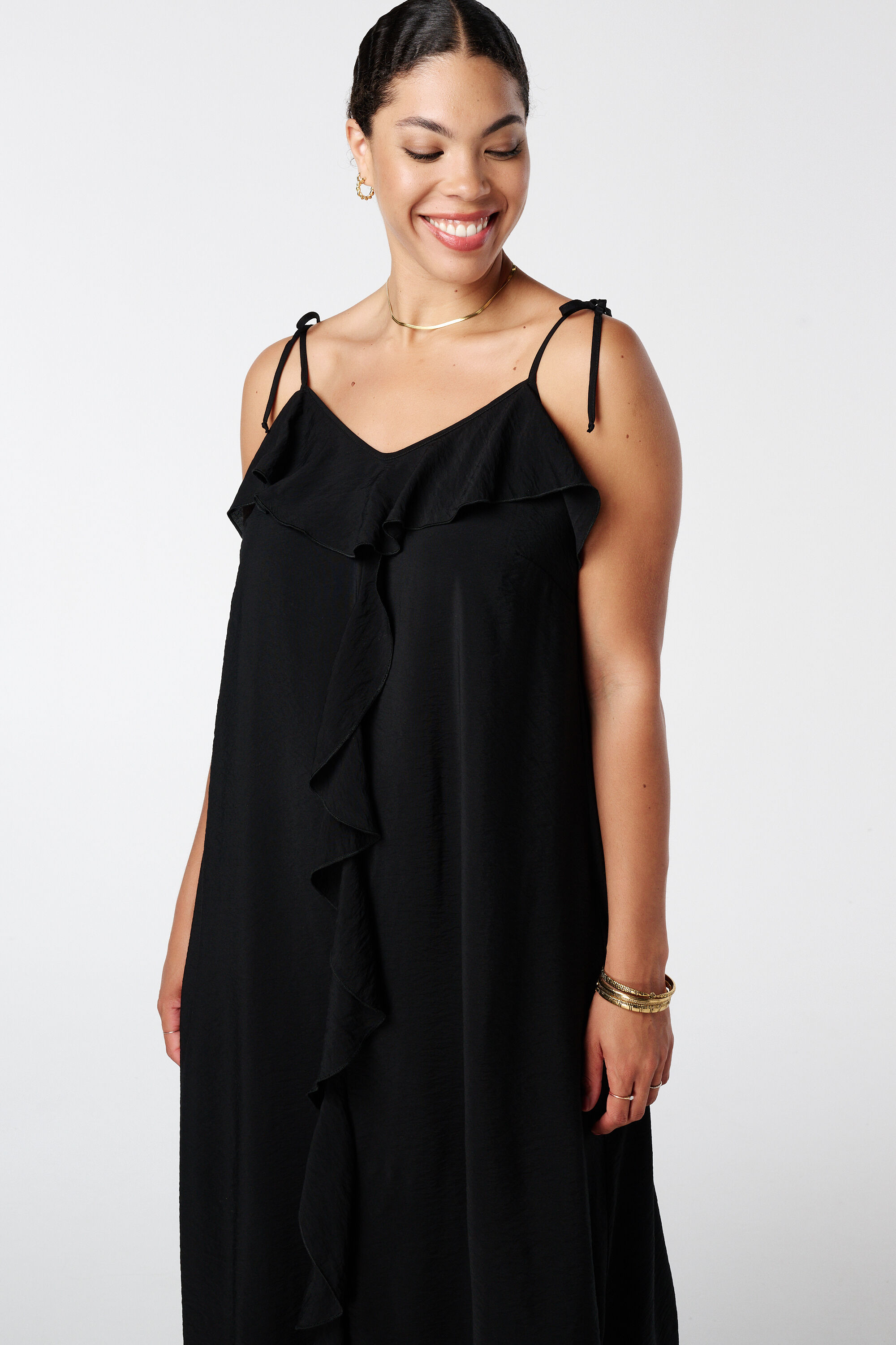 Vestido largo con volante y lazos image number 5