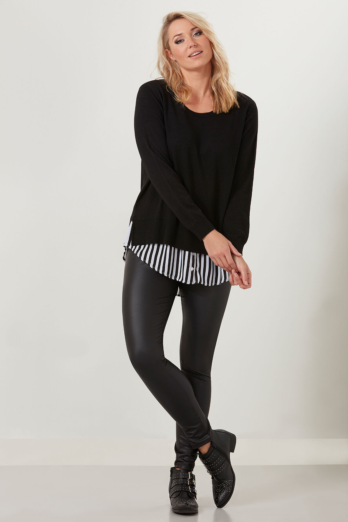 Leggings de cuero sint&eacute;tico image number 5