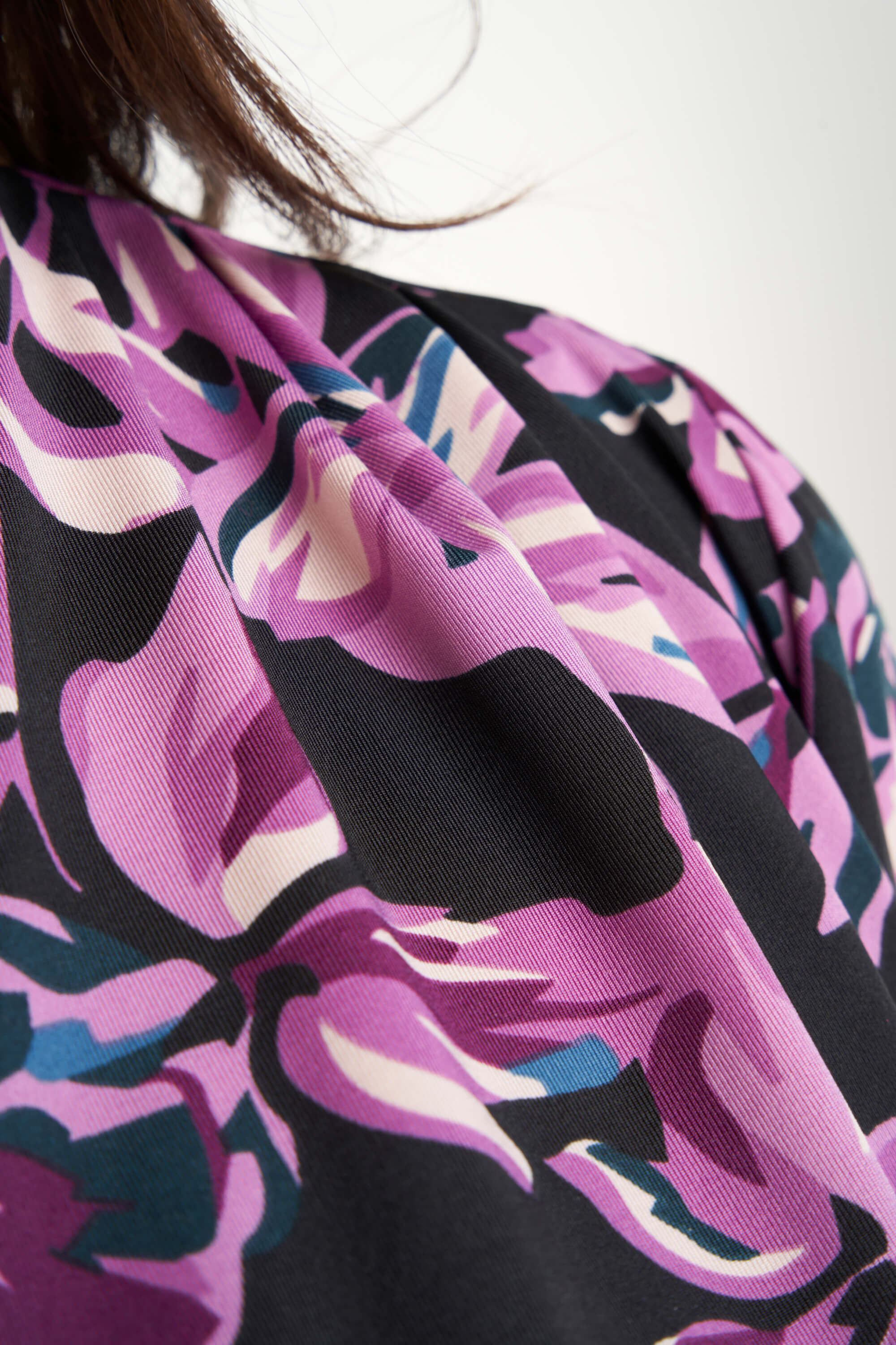 Body cruzado con estampado image number 4