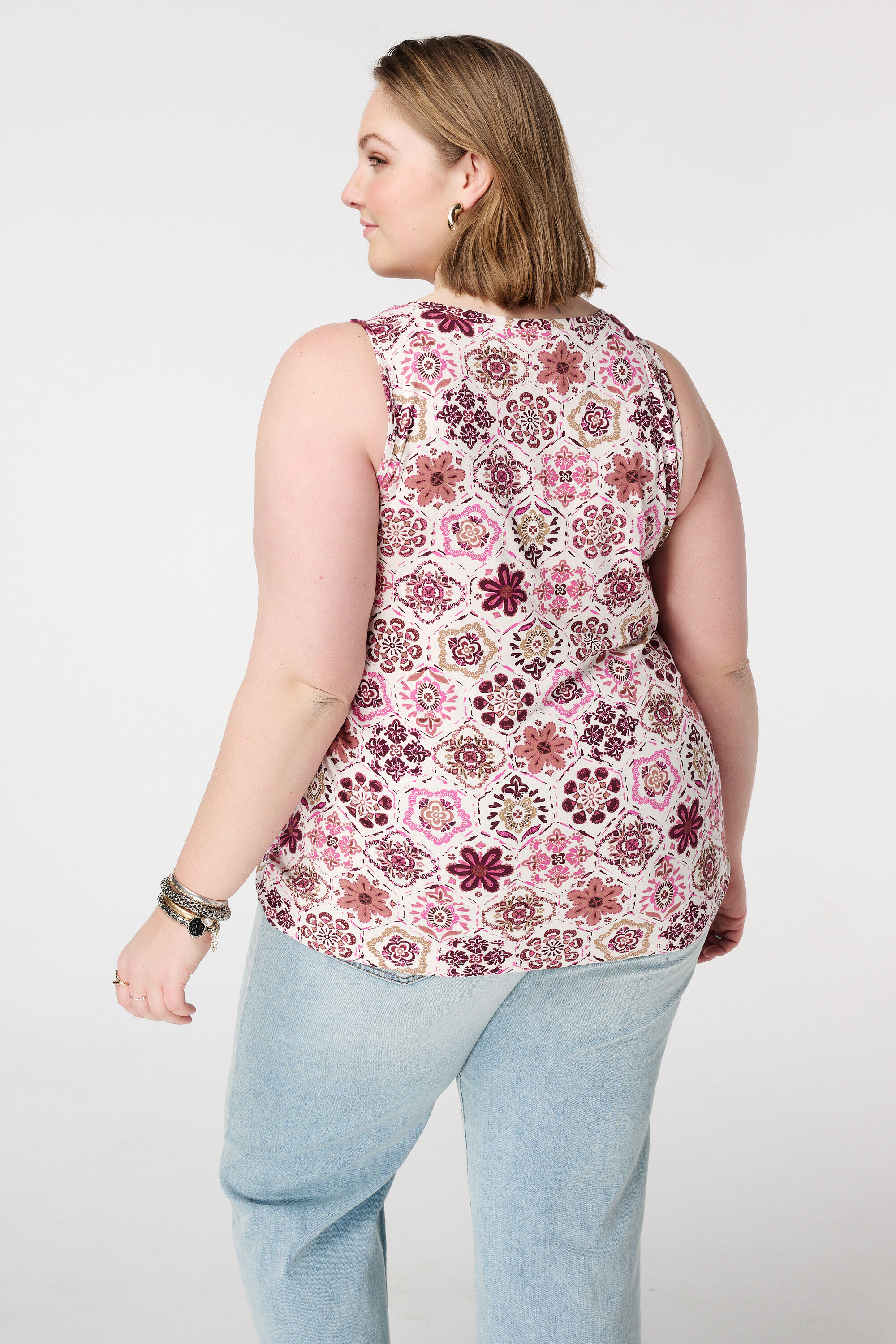 Camiseta de tirantes con escote en V y estampado image number 3