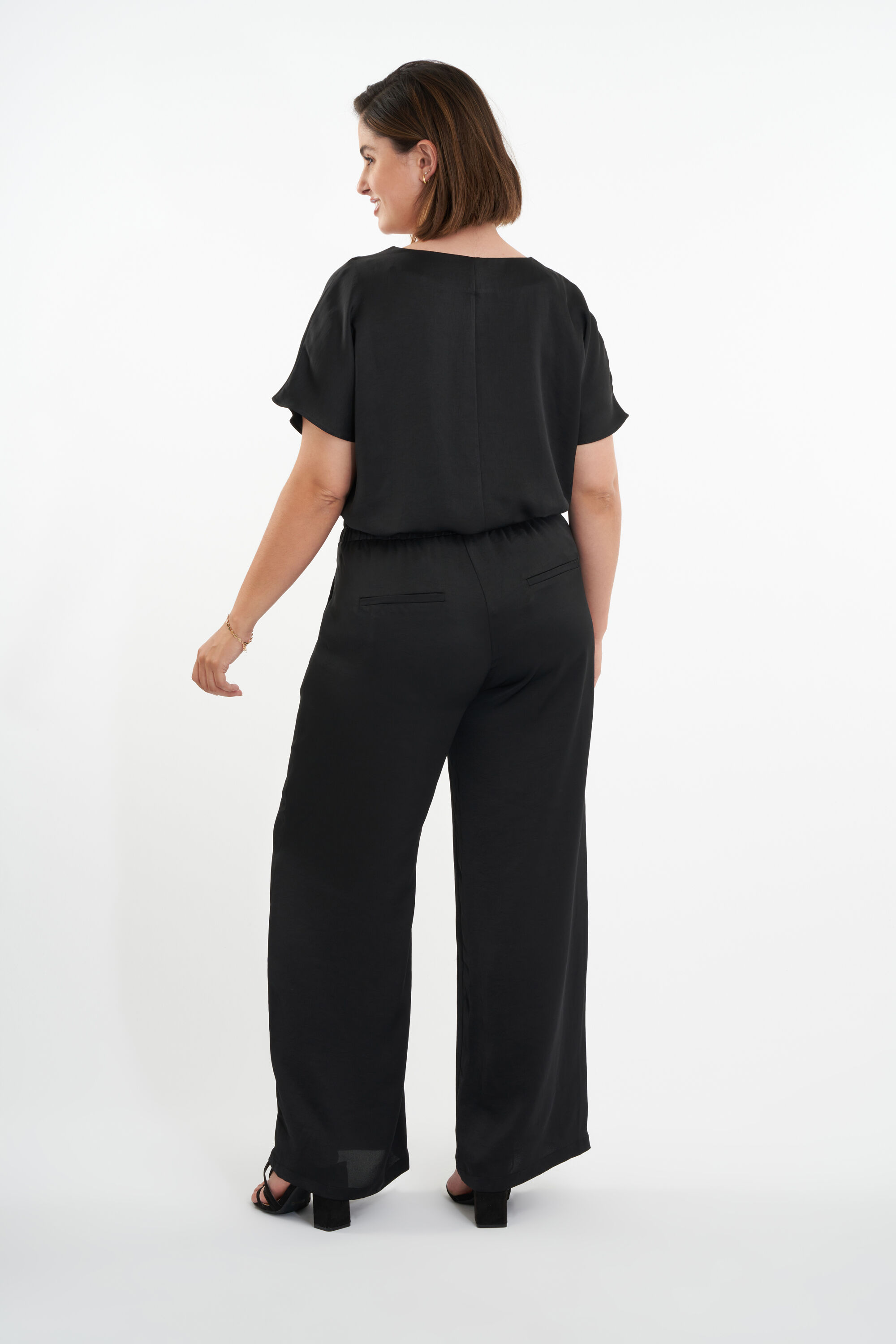 Pantalones de raso image number 3