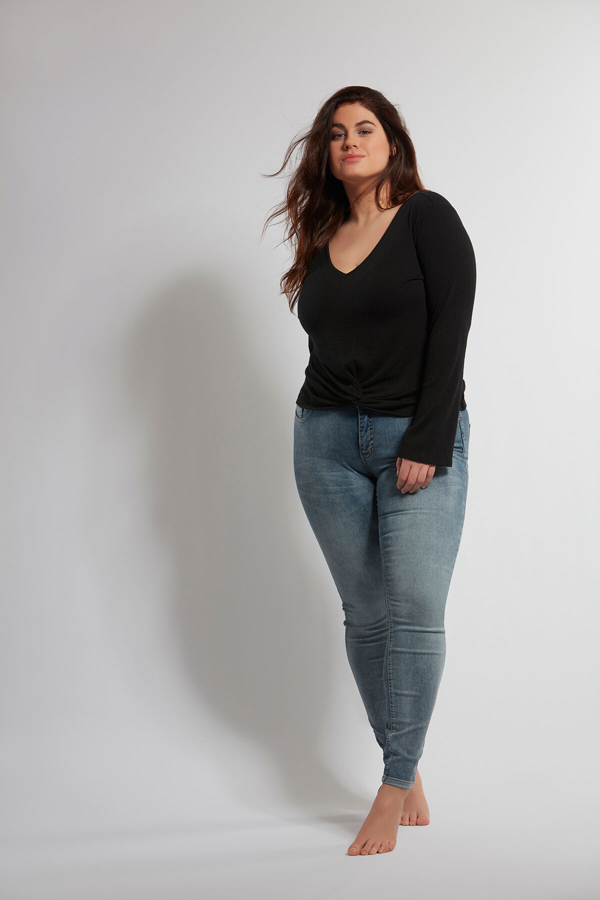 Camiseta de punto anudada image number 3