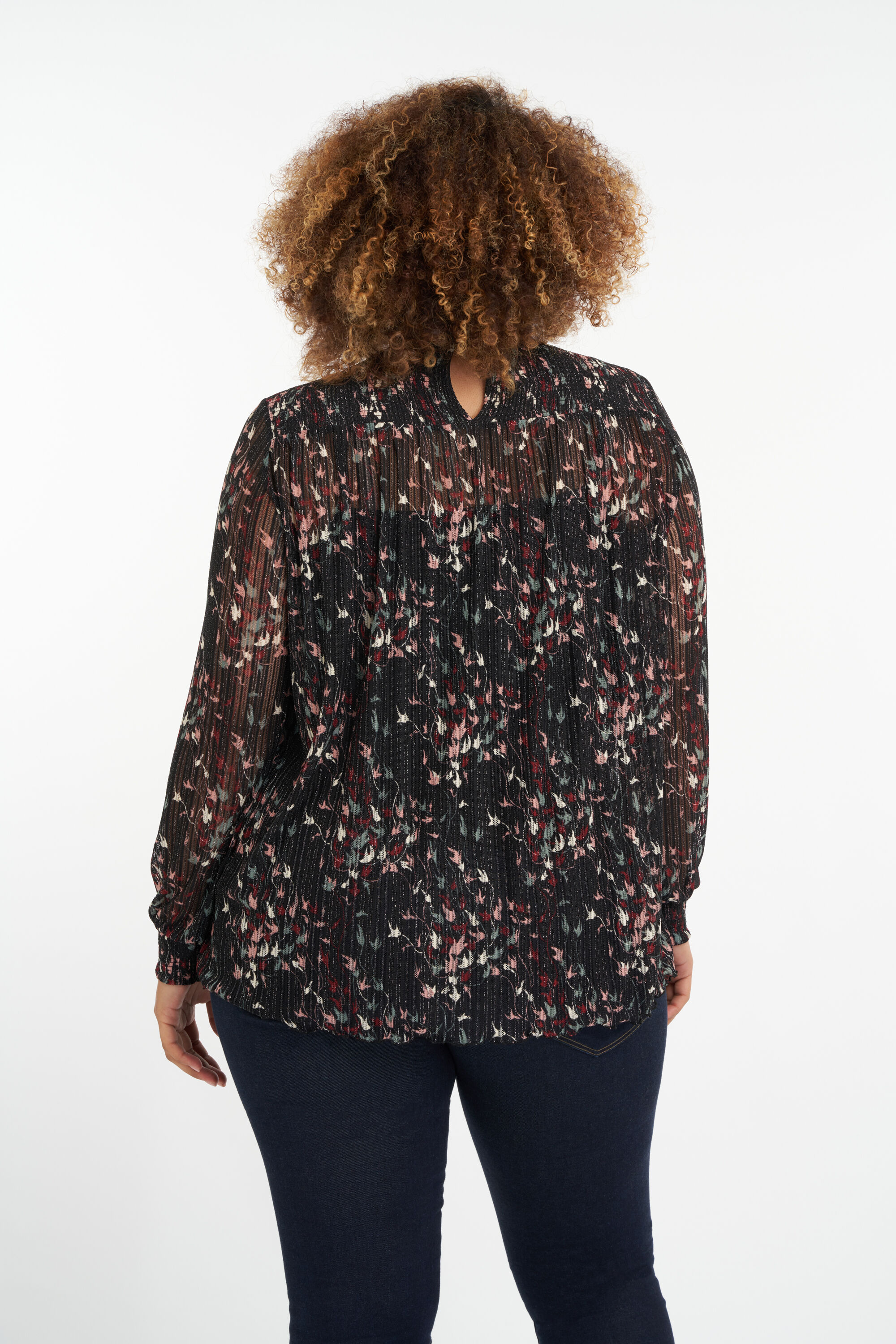 Top semitransparente con estampado image number 3