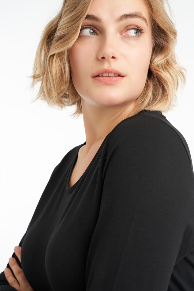 Camiseta básica de manga larga image number 4